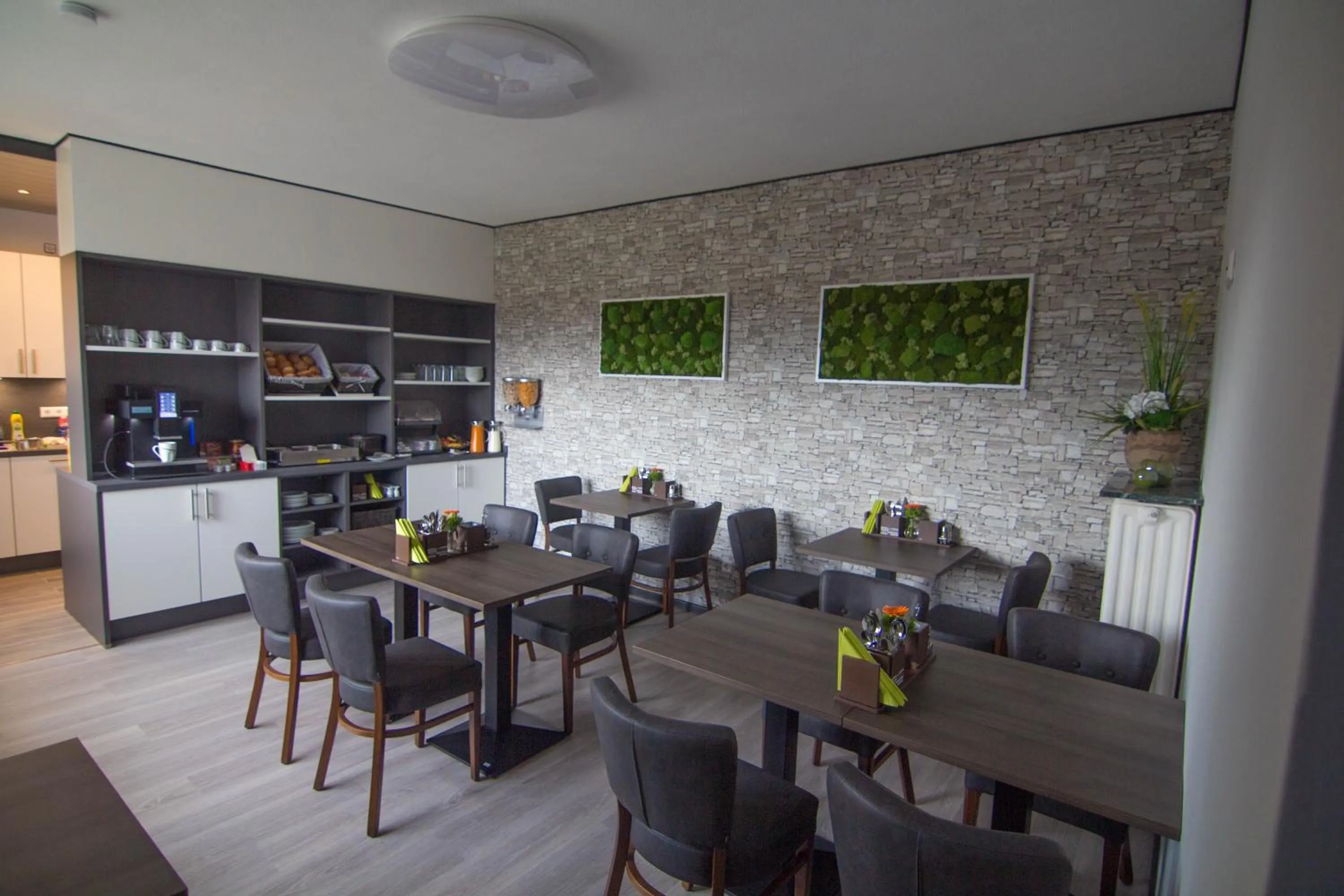 Restaurant/places to eat in Villa Kopp-Das Gästehaus