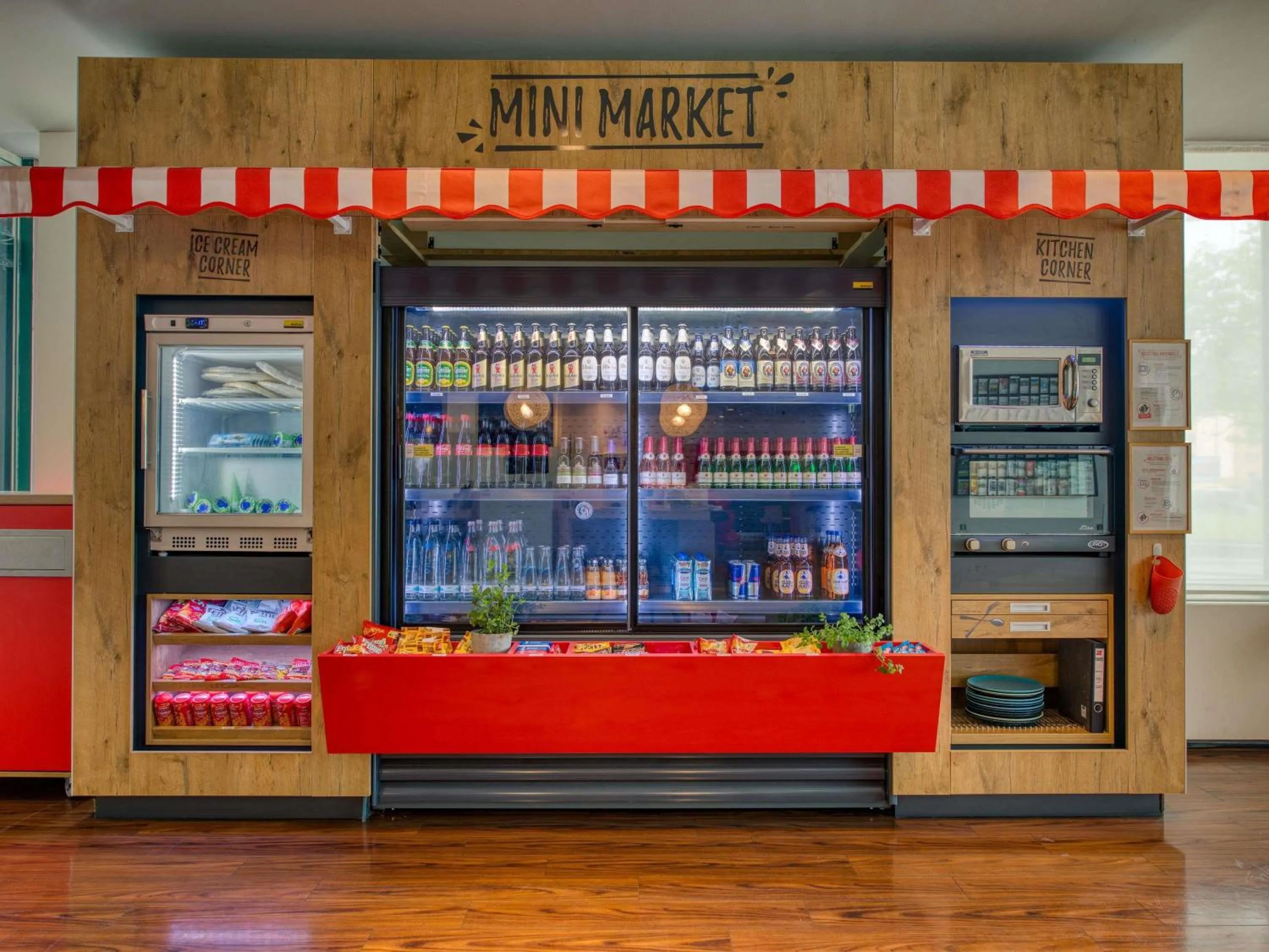 Lounge or bar in ibis Berlin Messe