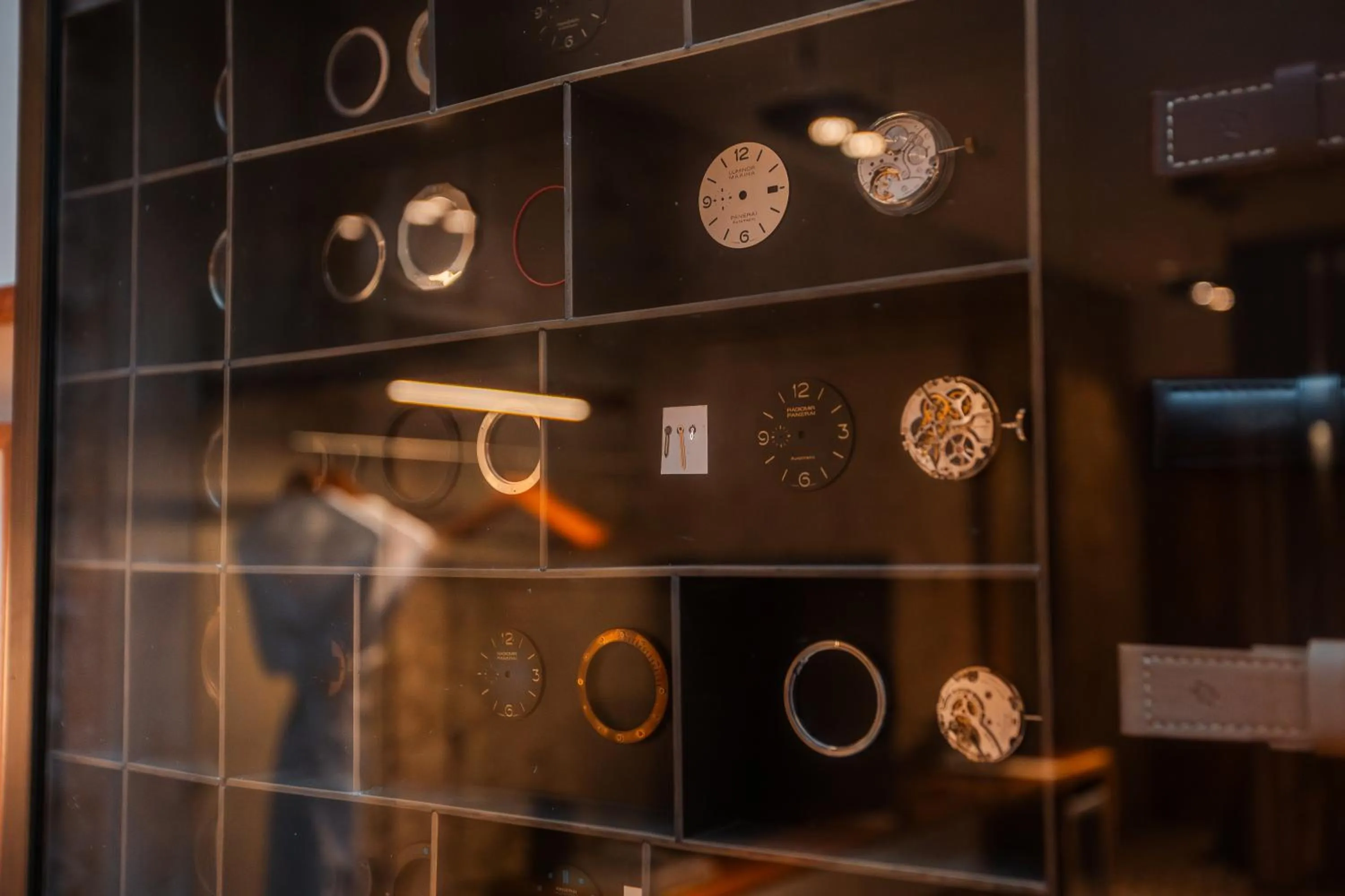 Decorative detail in Diez Diez Collection