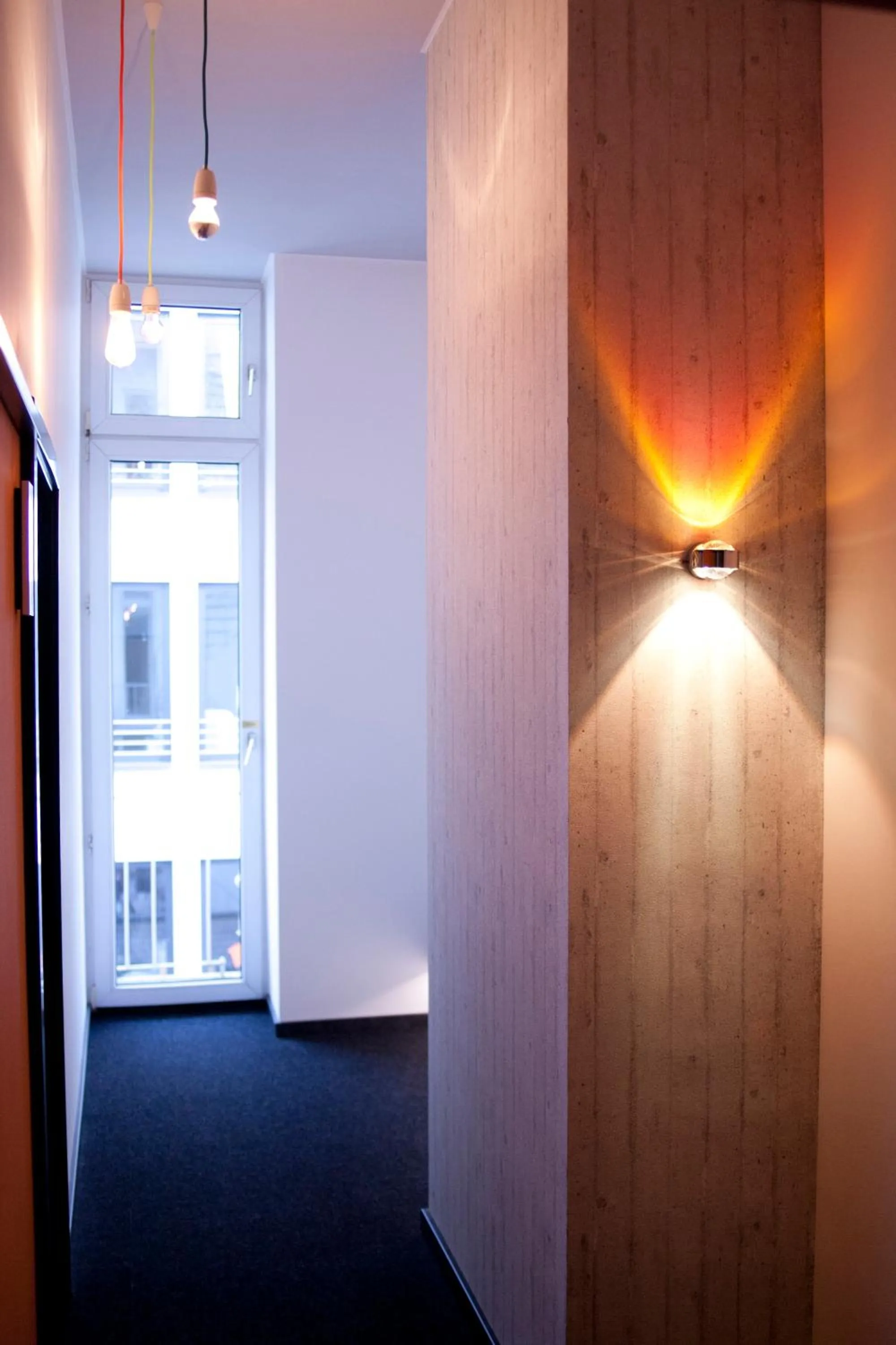 Day in Hotel Cristall - Frankfurt City