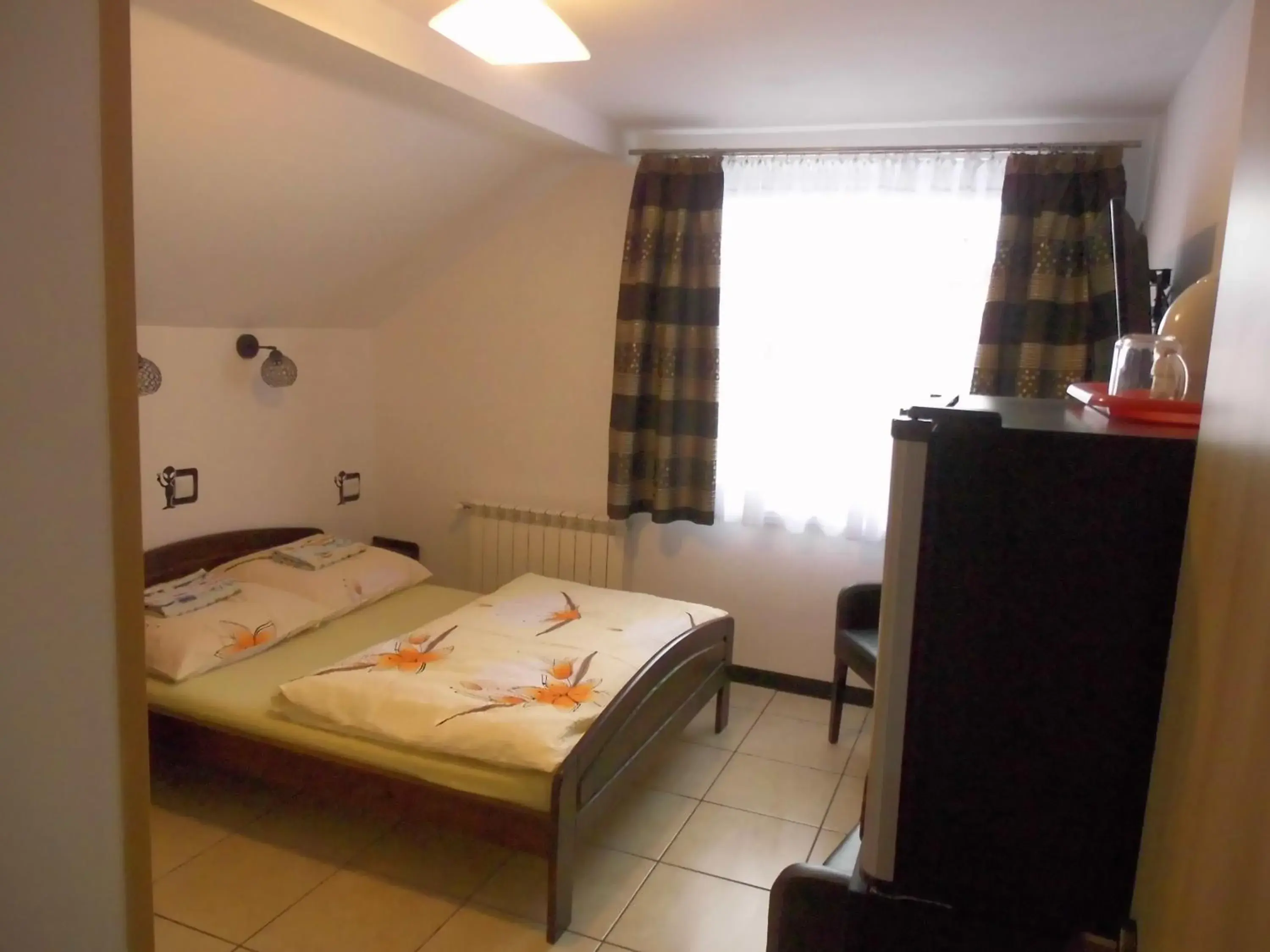 Budget Double Room - single occupancy in Gościniec Nad Jarem Budget Double Room - single occupancy in Gościniec Nad Jarem