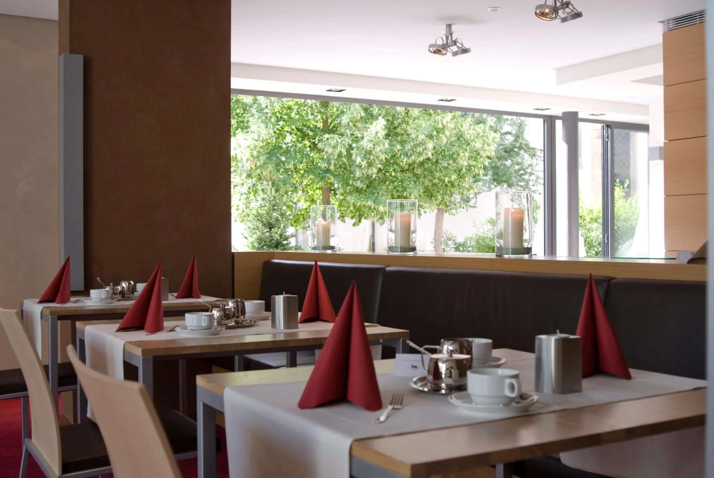 Restaurant/places to eat in Landidyll Hotel Lamm