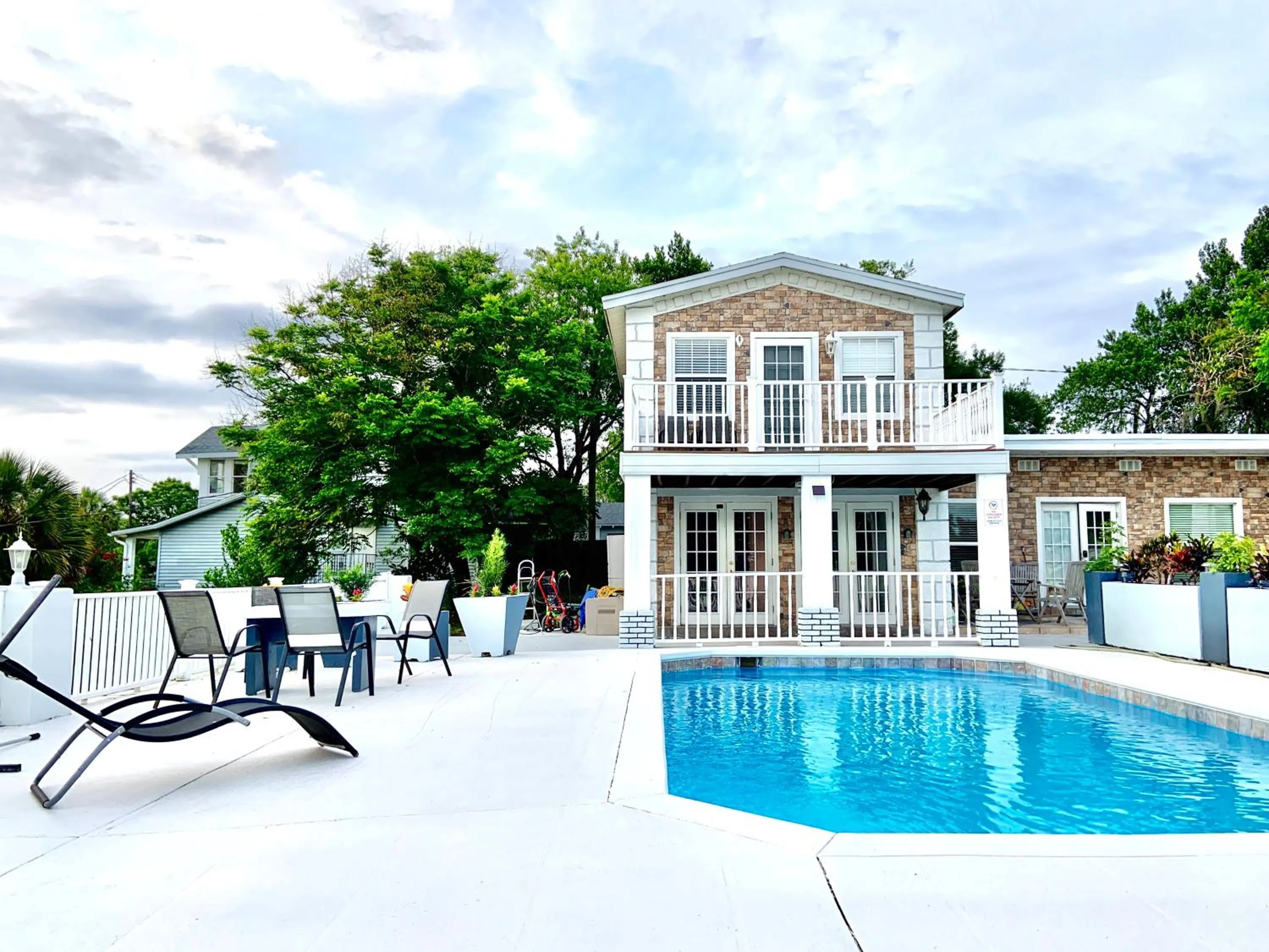 Two-Bedroom Apartment - single occupancy in 2 Bedroom Apartment