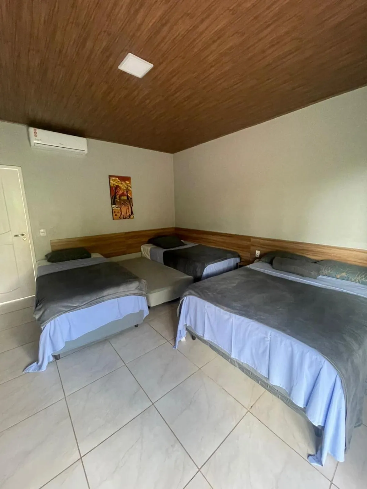 Photo of the whole room, Bed in Chalé Murici Lençóis