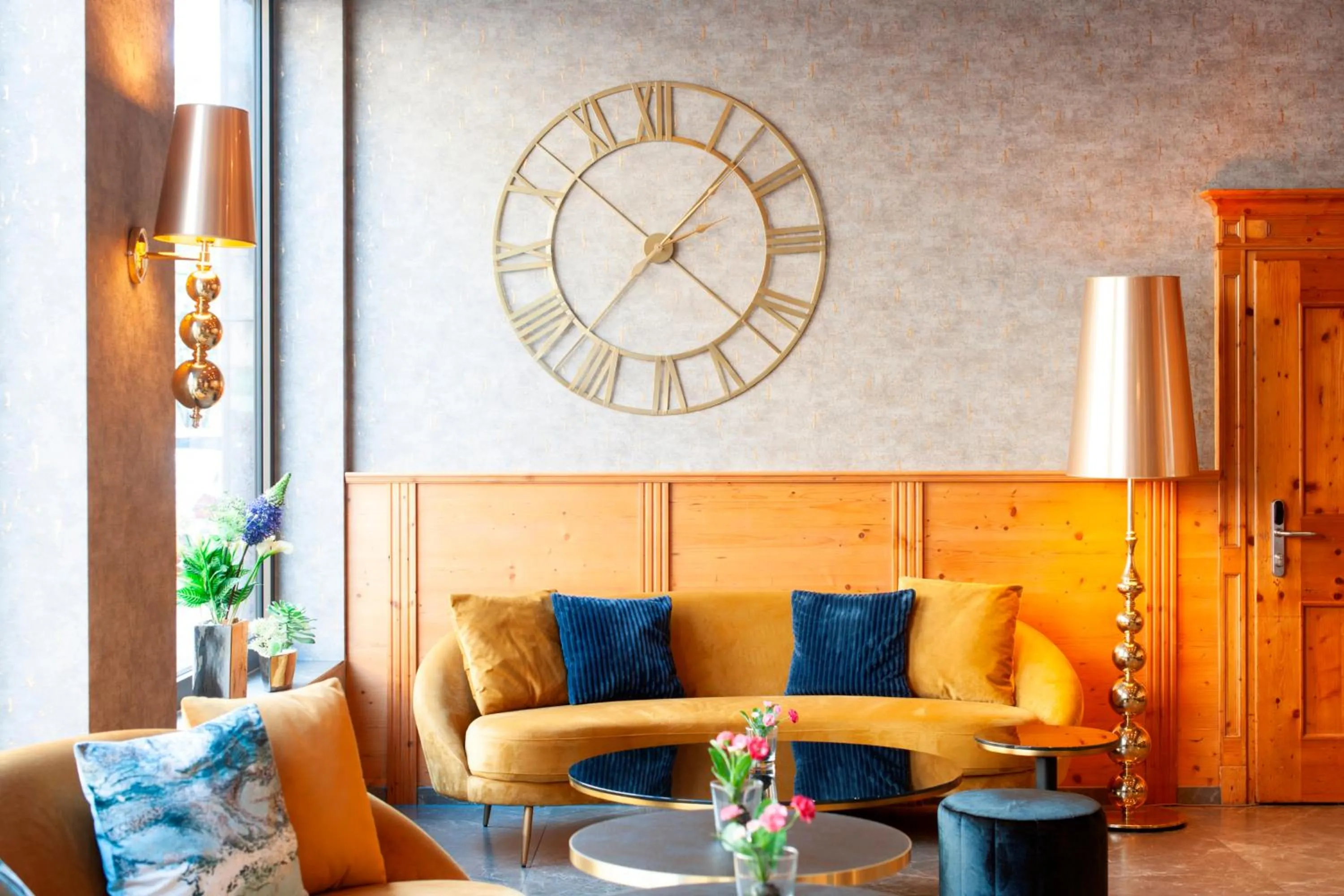 Lobby or reception in KING's Hotel First