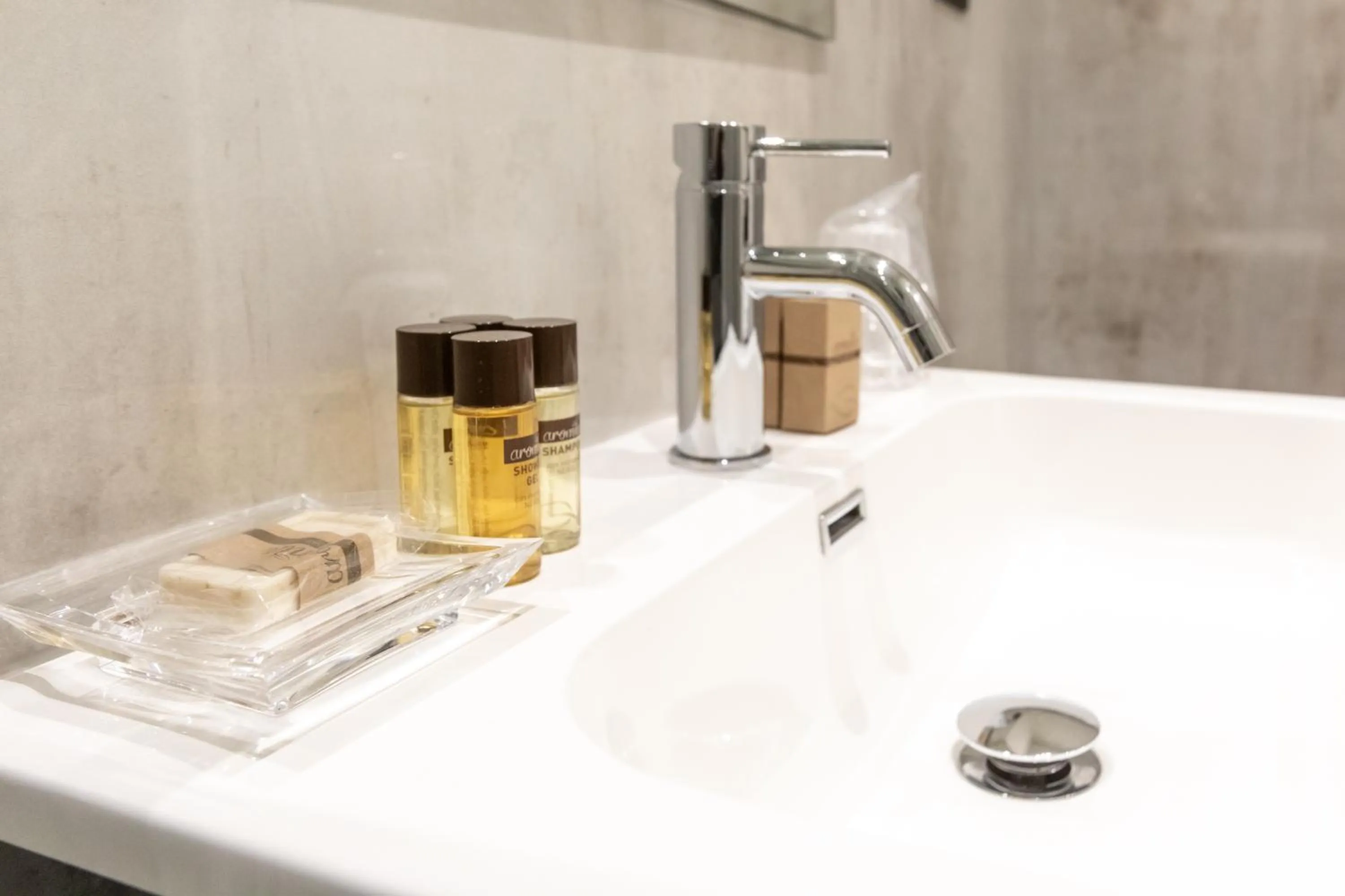 Bathroom in Suites 44 - Guesthouse close to Vaticano, San Pietro, Castel Sant'angelo