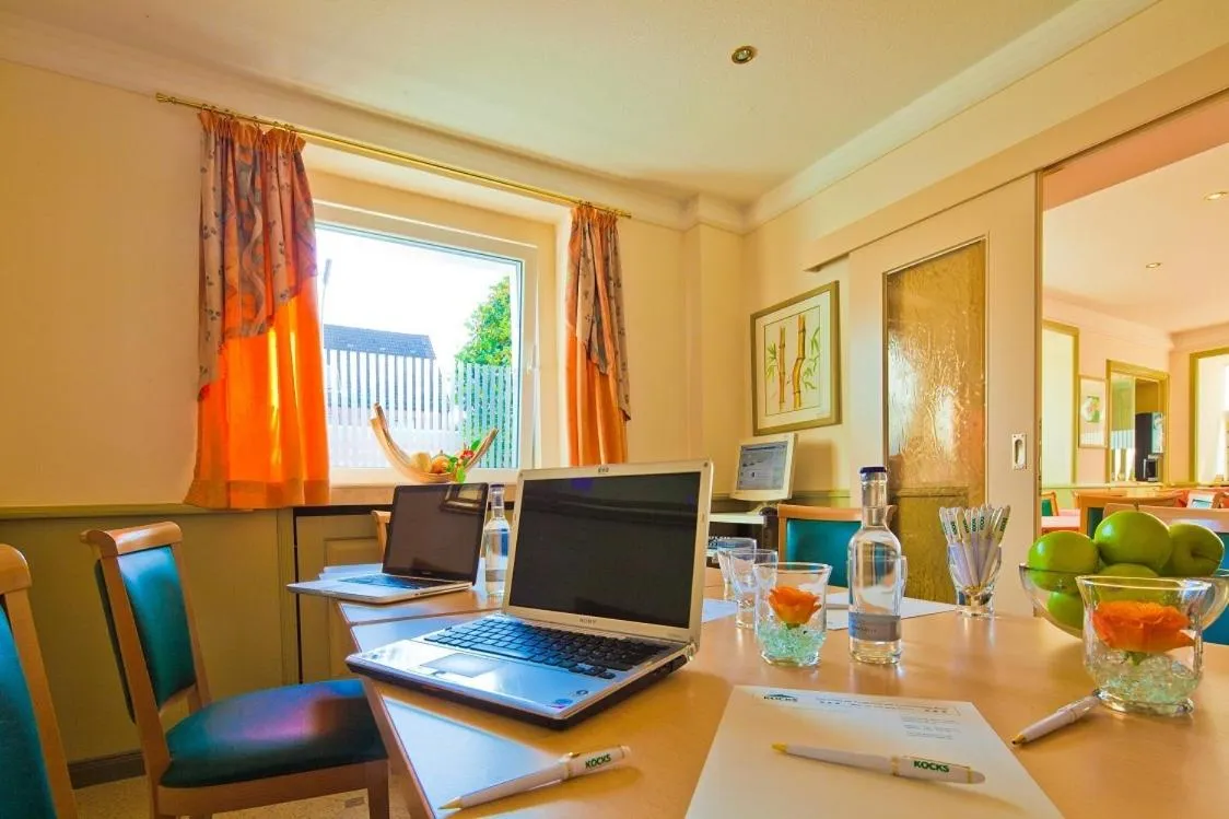 TV and multimedia in Kocks Hotel Garni