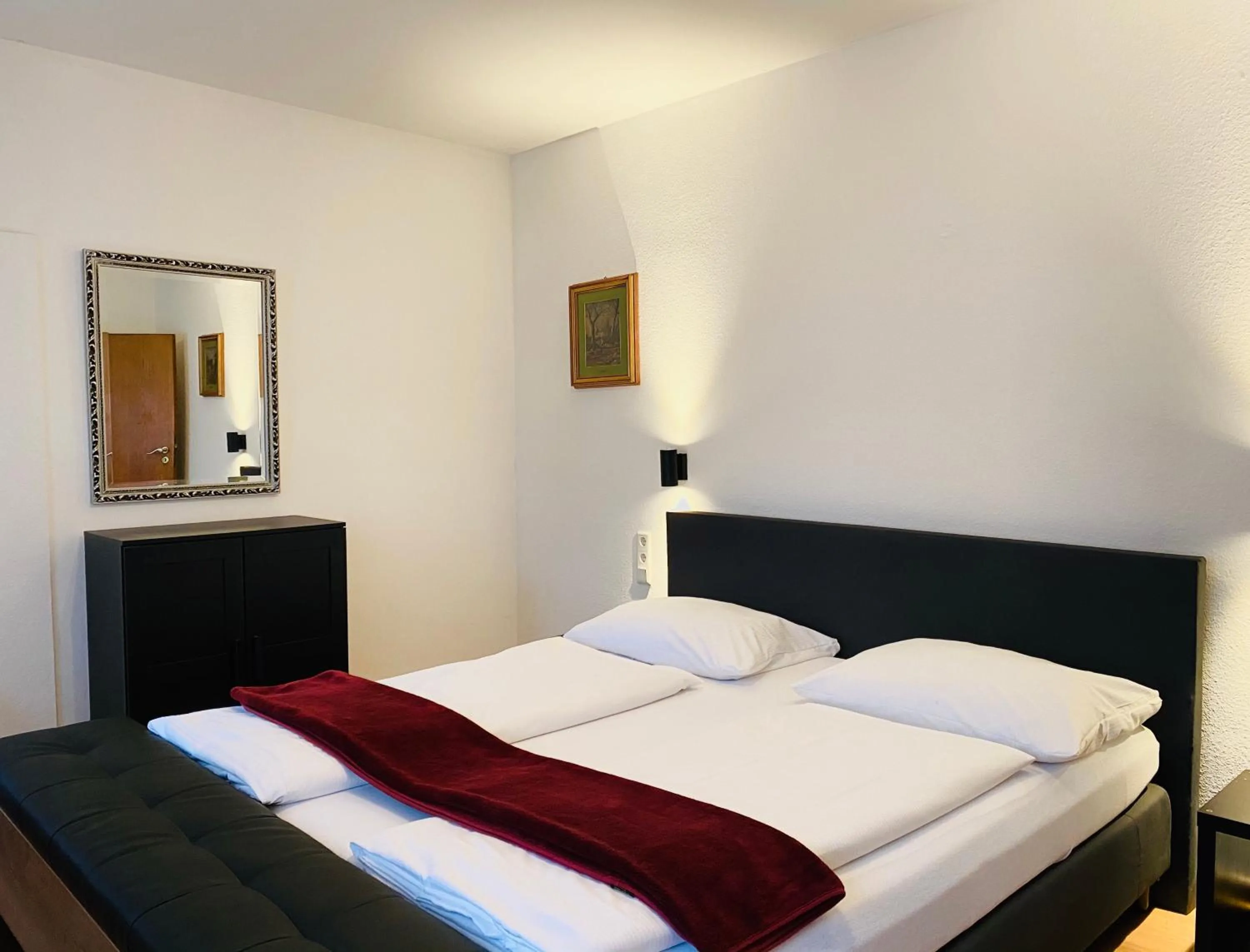 Bed in Altstadthotel Hayk am Rhein