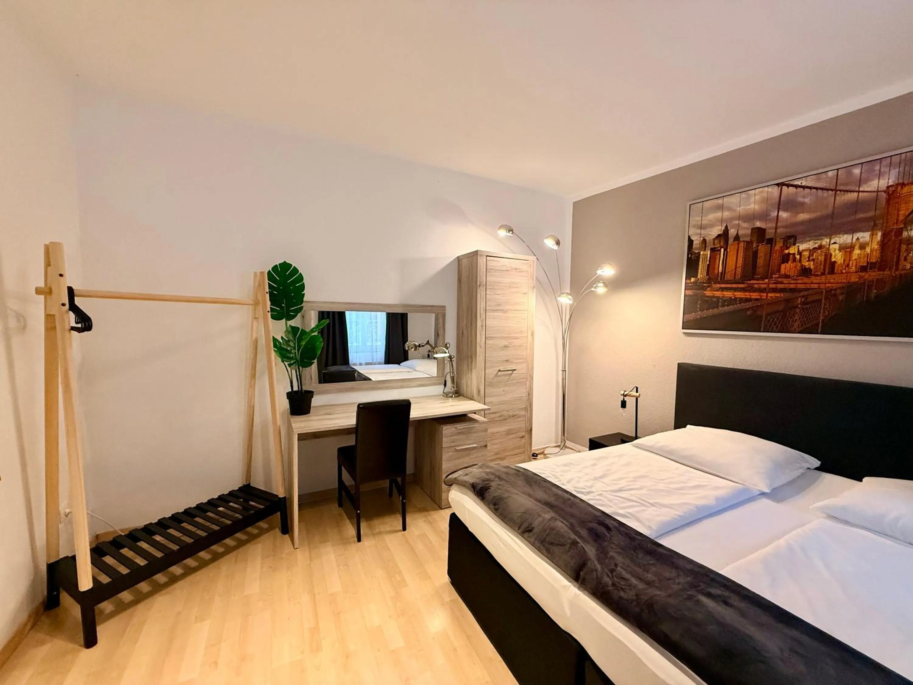 Bed in Altstadthotel Hayk am Rhein