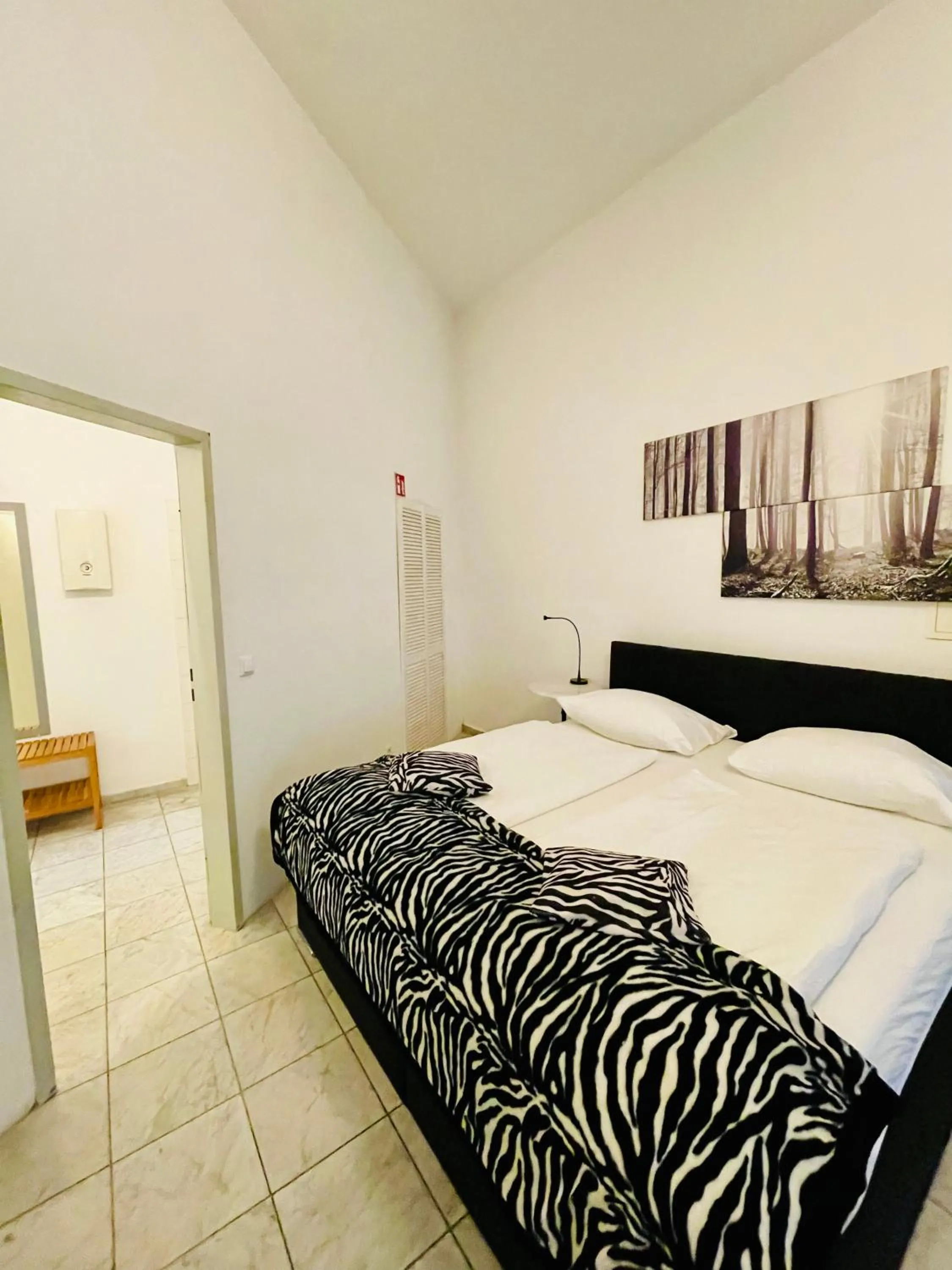 Bed in Altstadthotel Hayk am Rhein