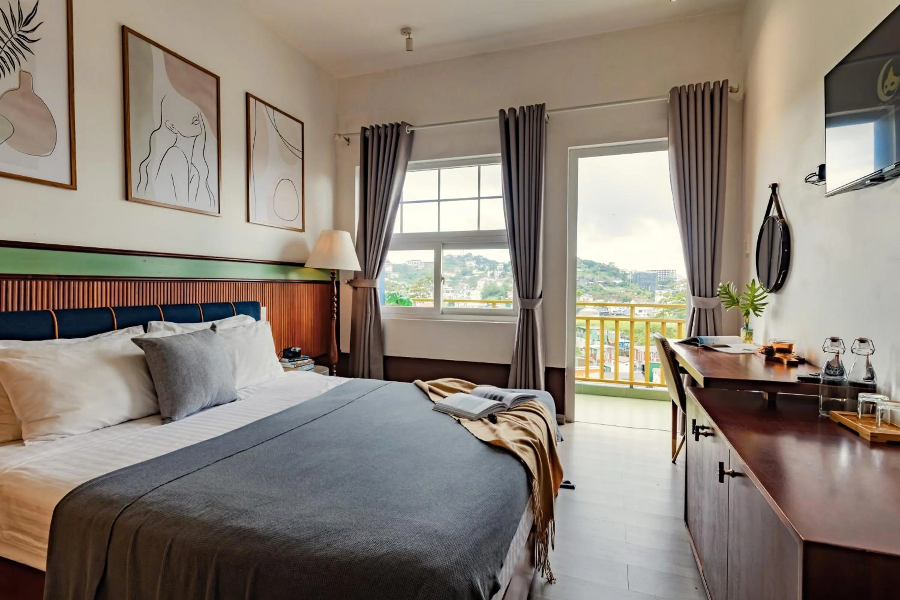 View (from property/room), Bed in Casanova Dalat Hotel