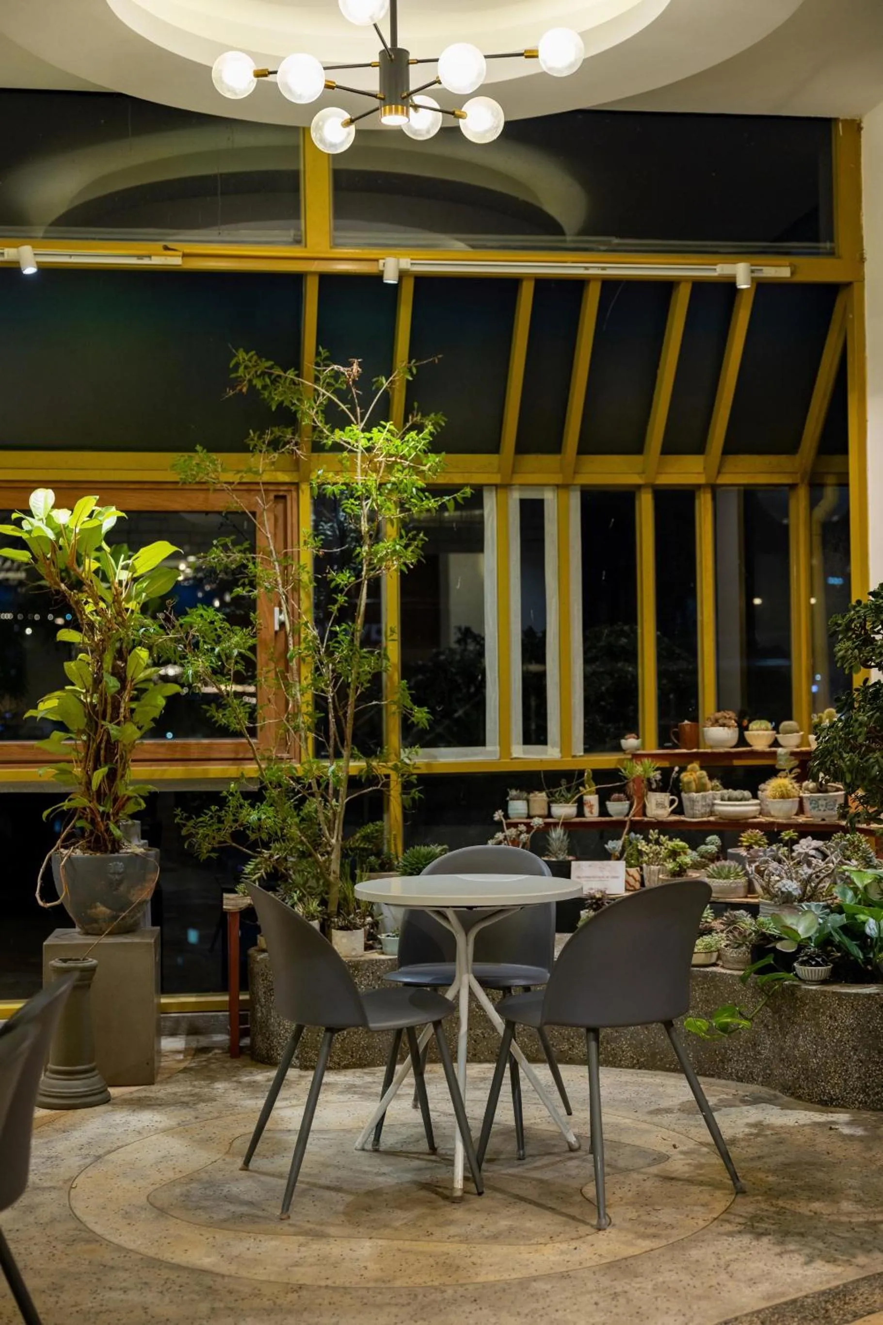 Patio in Casanova Dalat Hotel