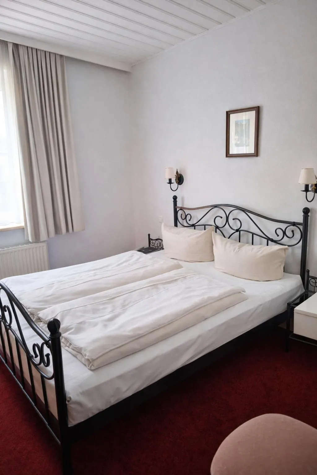 Photo of the whole room, Bed in Laimer Hof am Schloss Nymphenburg