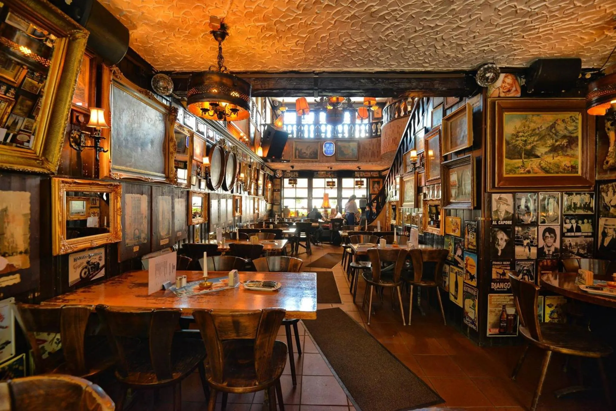 Patio in Hotel und Restaurant Löwenbräu Köln