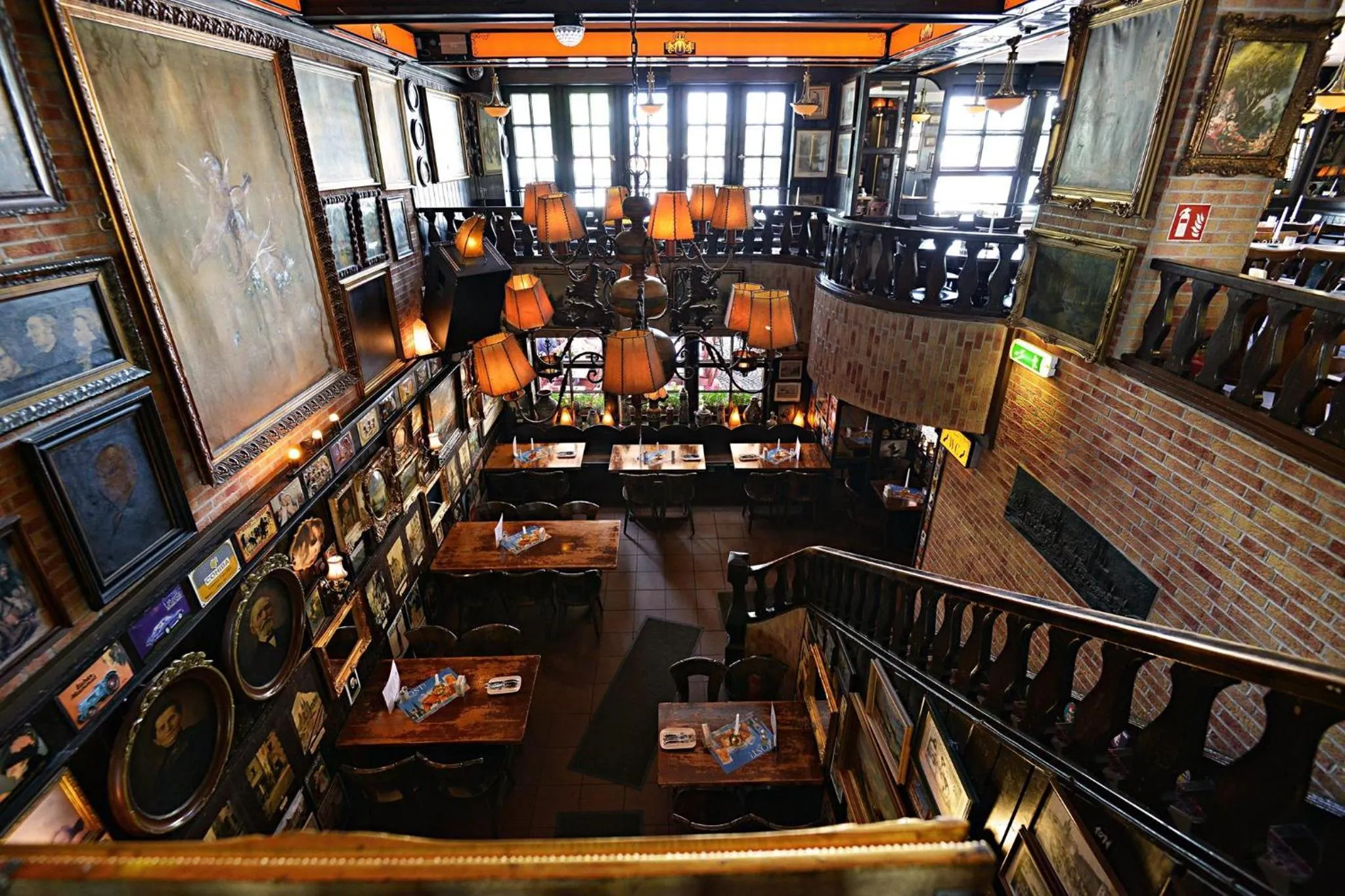 Restaurant/places to eat in Hotel und Restaurant Löwenbräu Köln