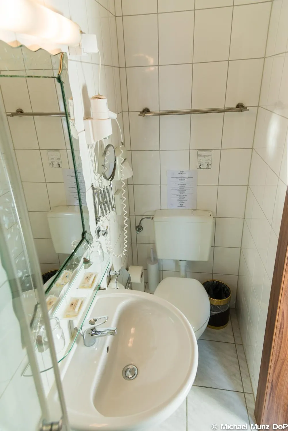 Bathroom in Hotel und Restaurant Löwenbräu Köln