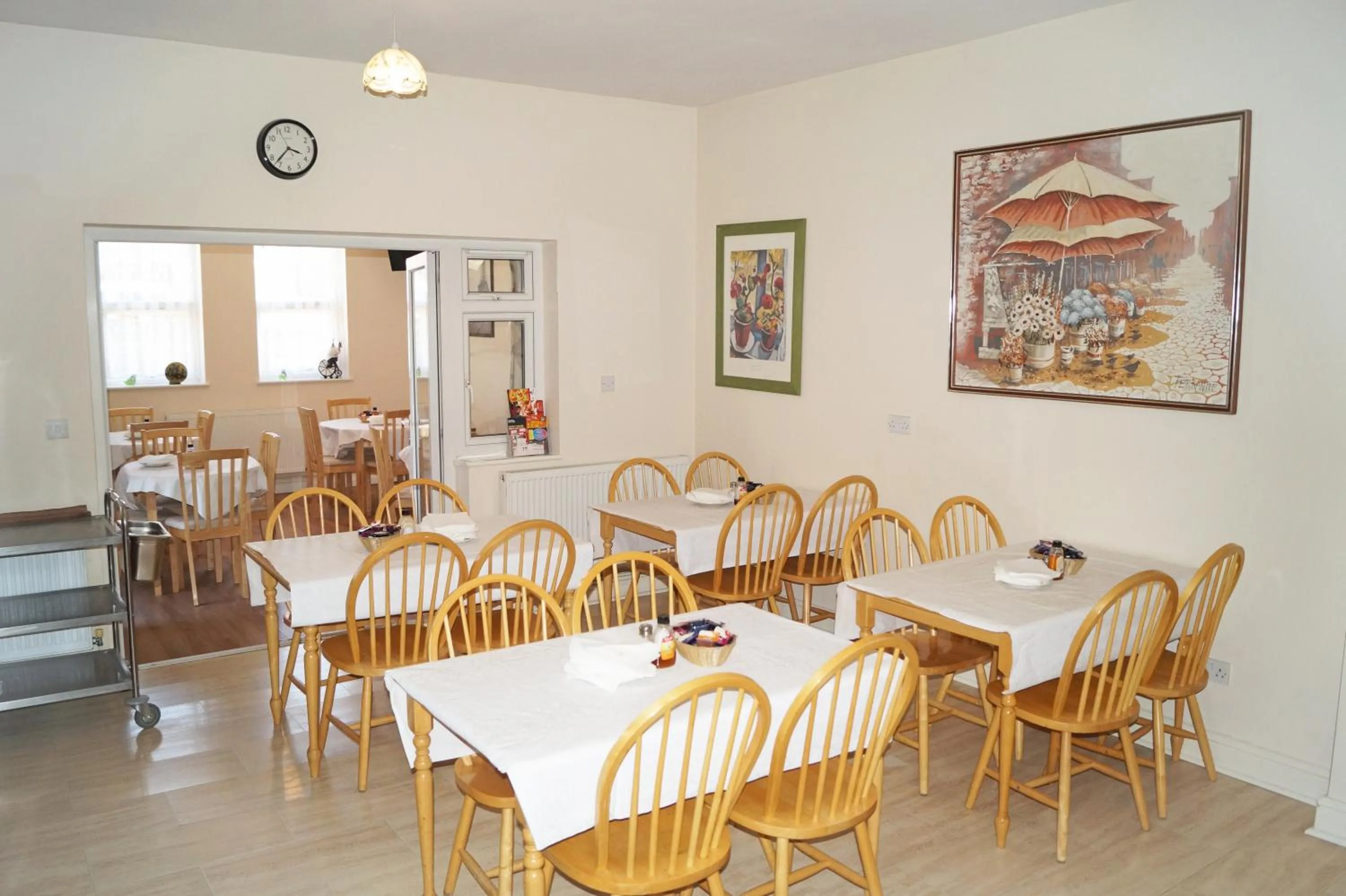 Continental breakfast in Ricky Road Guest House - Premium