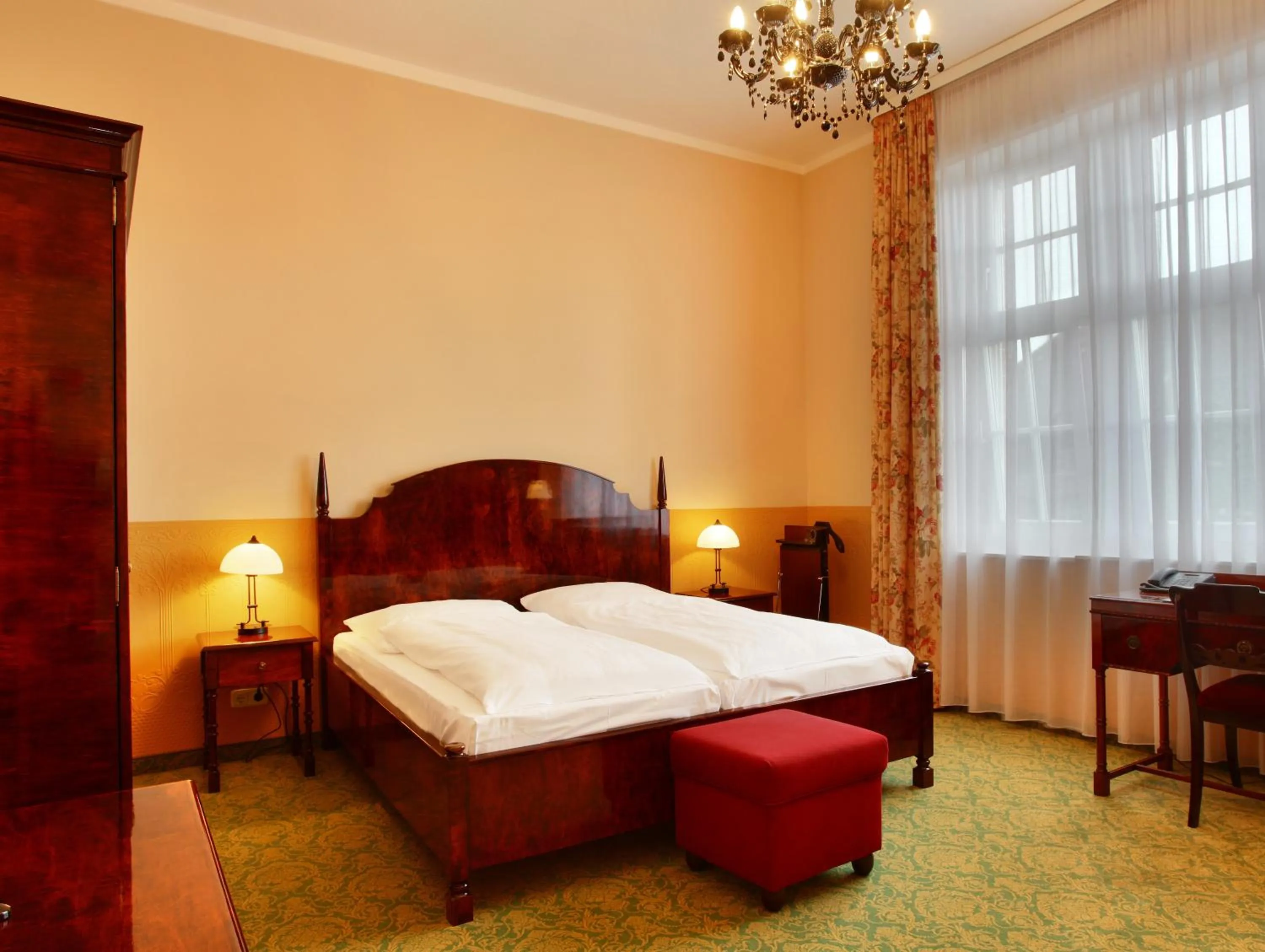 Bed in Hotel Bellmoor im Dammtorpalais