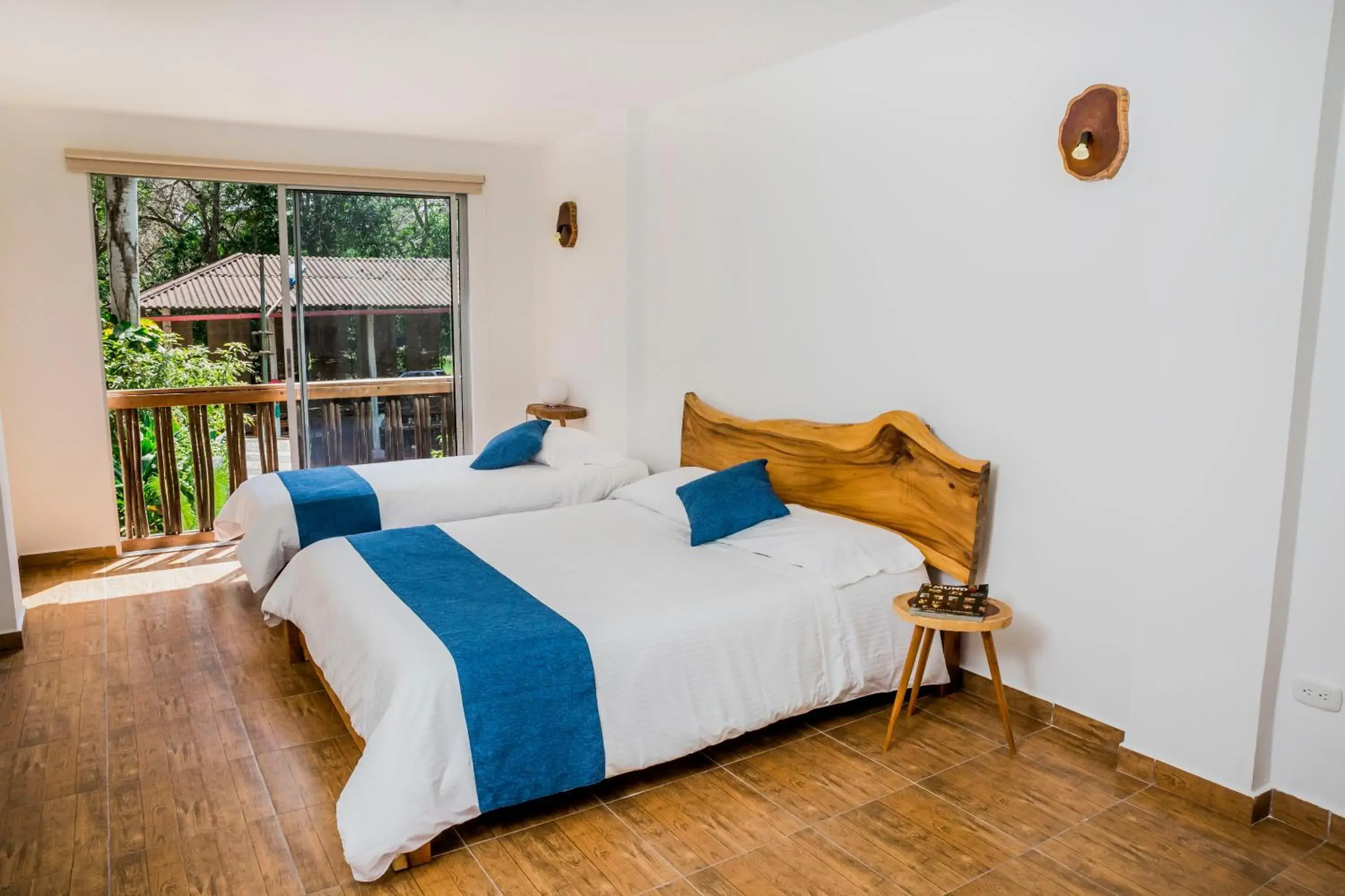 Triple Room with Pool View in Hotel Restaurante Selva Negra Triple Room with Pool View in Hotel Restaurante Selva Negra