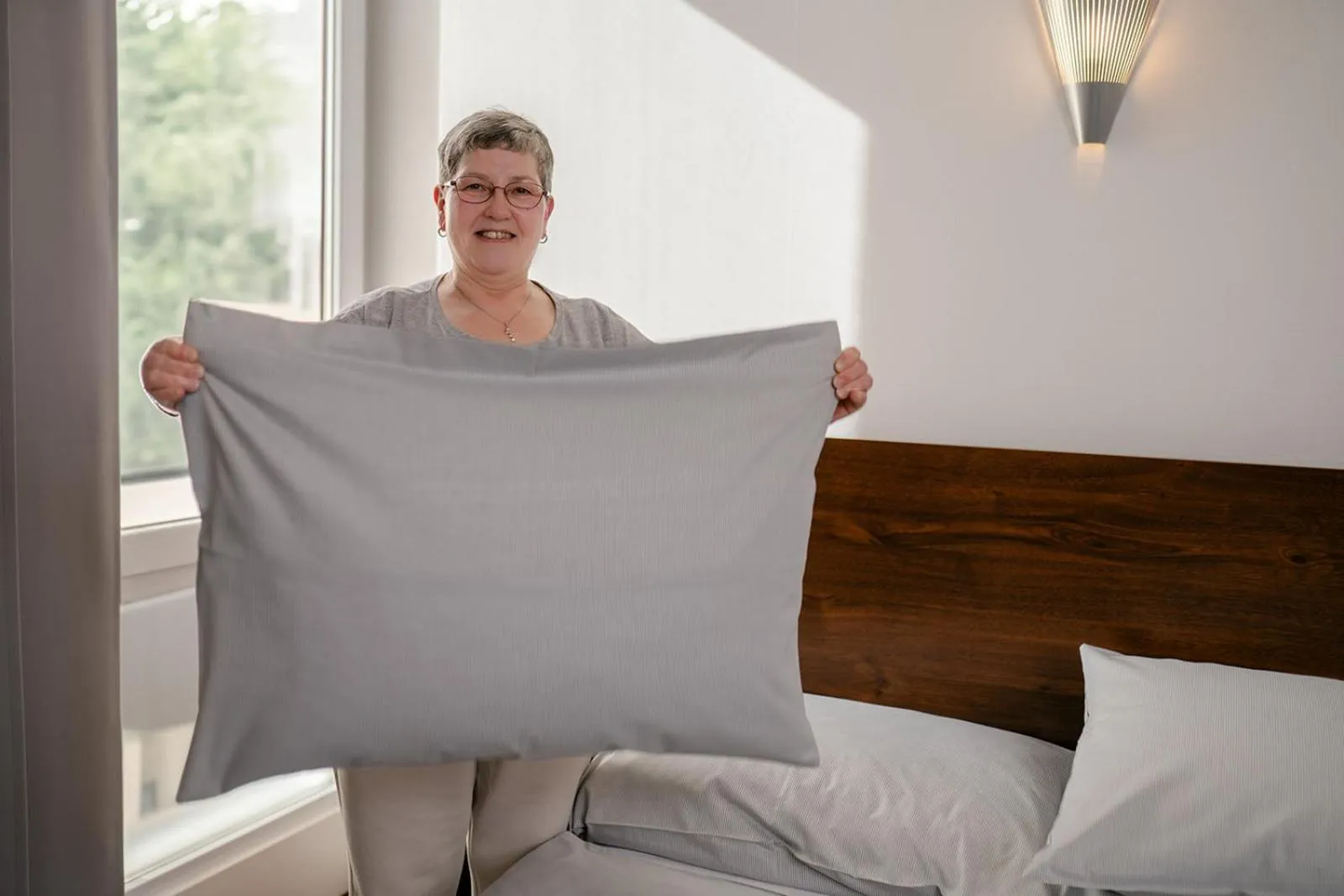 Photo of the whole room, Bed in Auszeit Hotel Düsseldorf - das Frühstückshotel