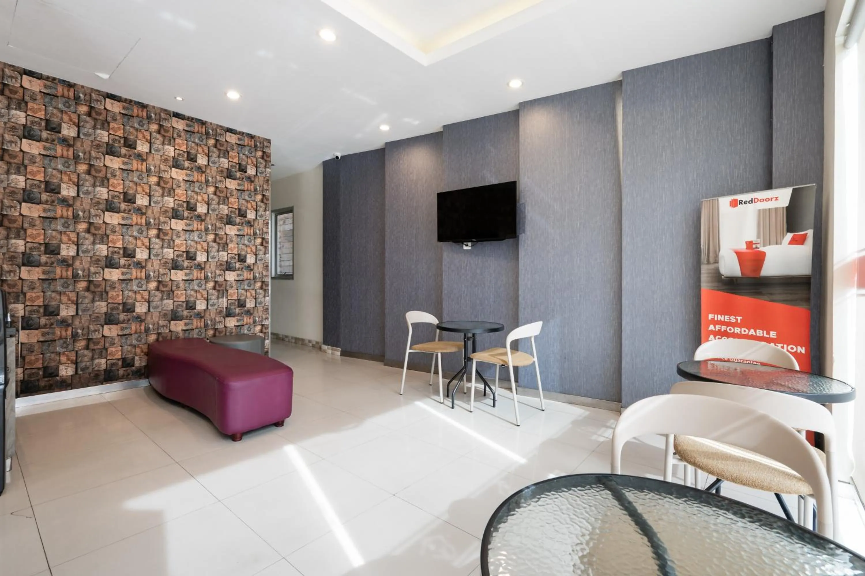 Lobby or reception in RedDoorz Plus @ Siradj Salman Samarinda