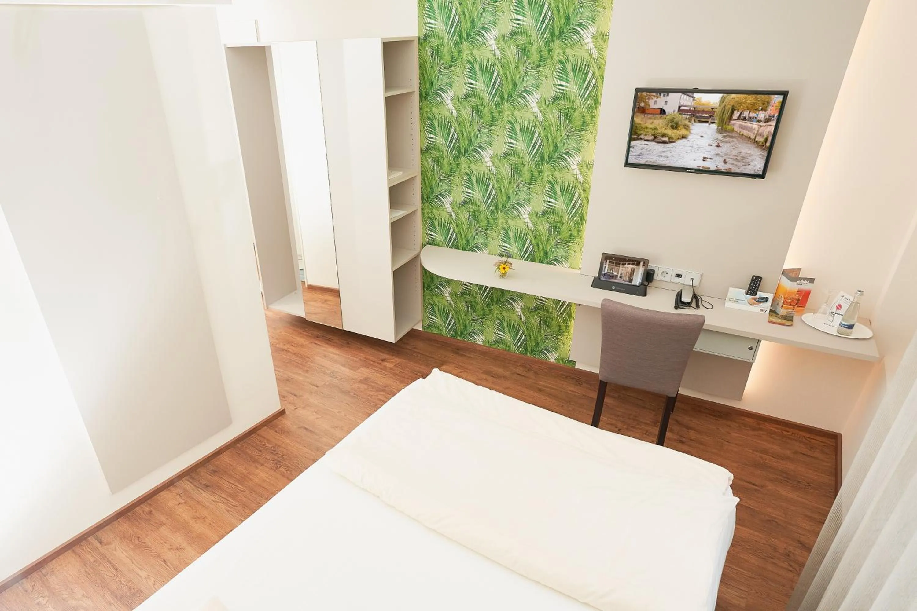 Photo of the whole room, Bed in Stadthotel Engel