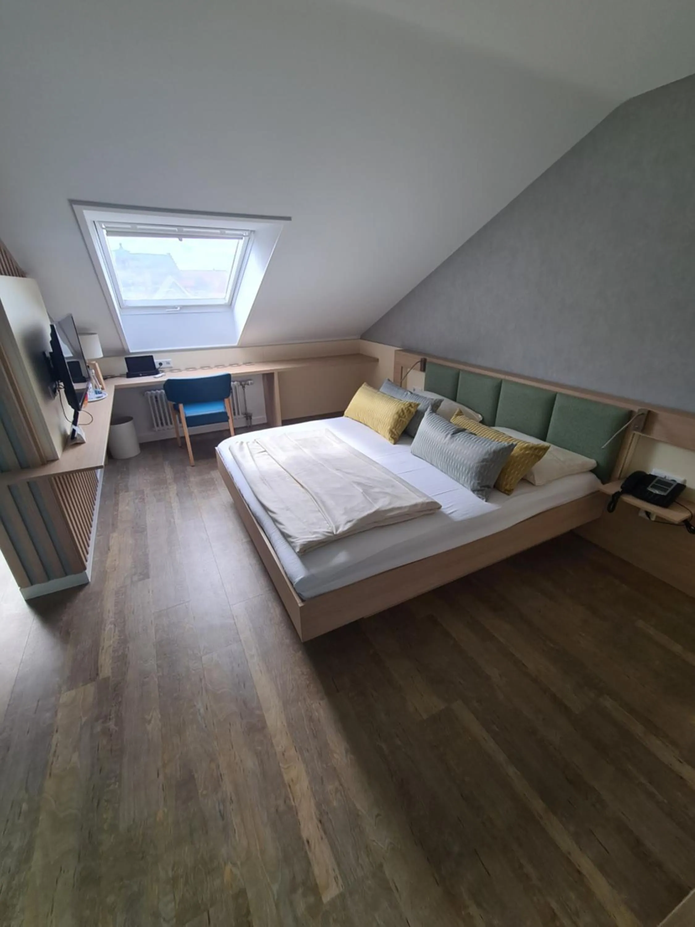 Bed in Stadthotel Engel