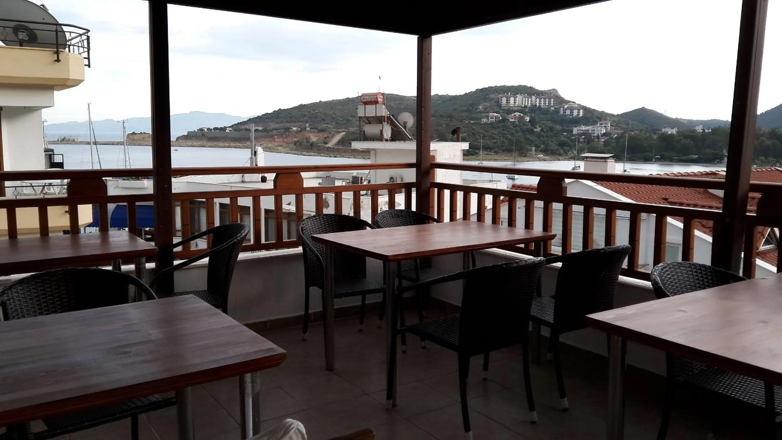 Restaurant/places to eat in Oğuz Otel Datça