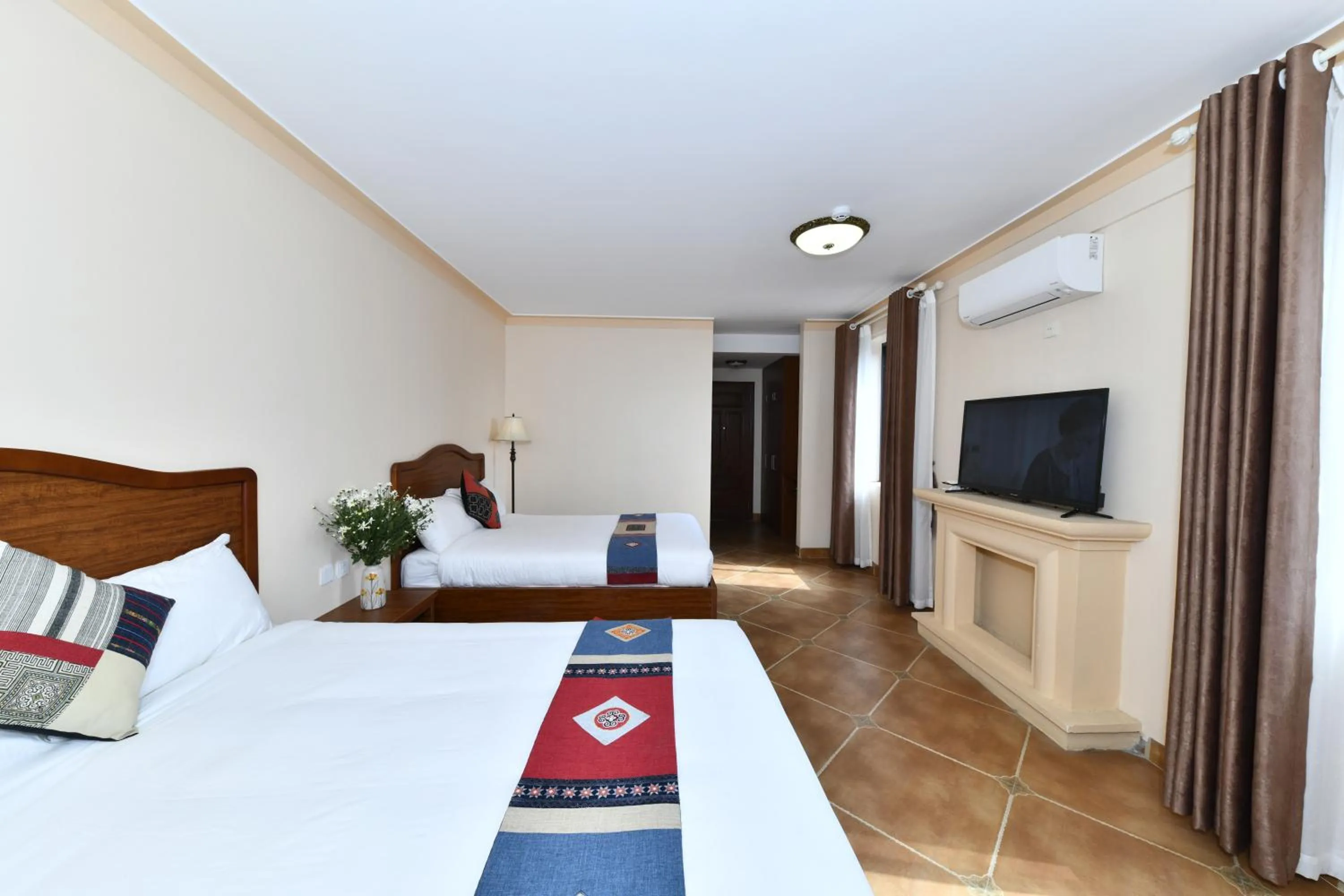 Seating area in Sapa Symphony Hotel