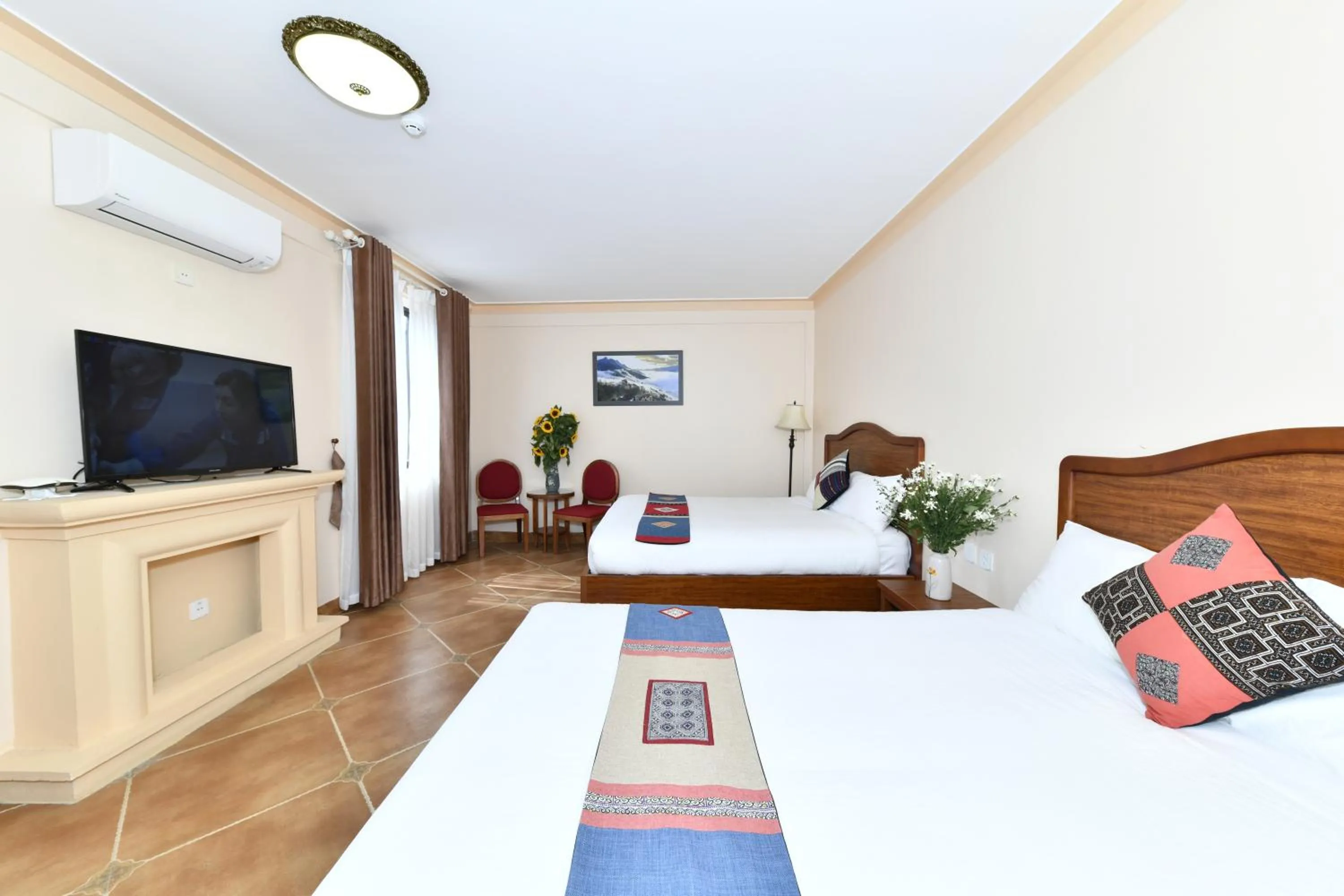 Bed in Sapa Symphony Hotel