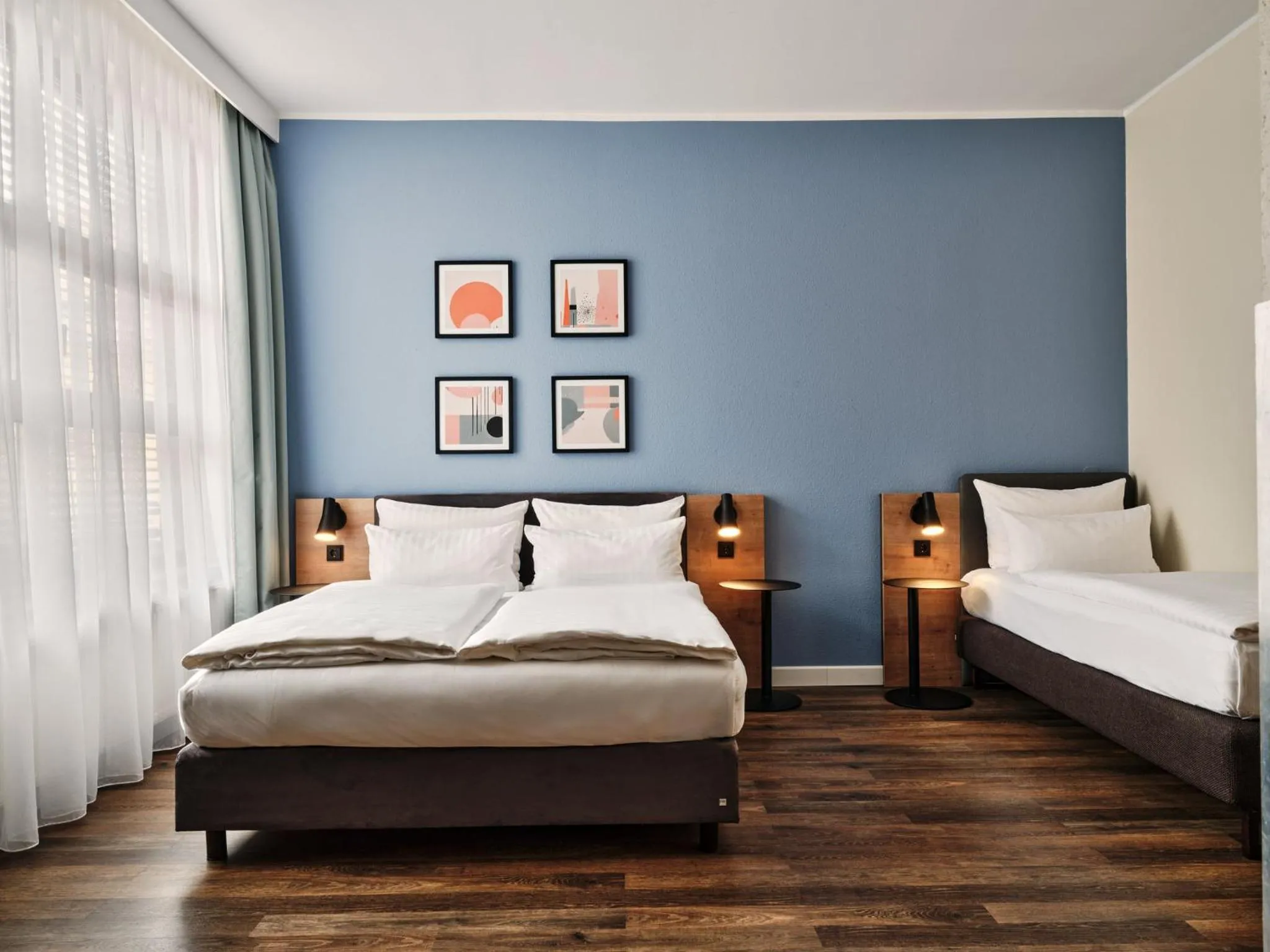 Photo of the whole room, Bed in Garner Hotel Berlin - Schöneberg by IHG