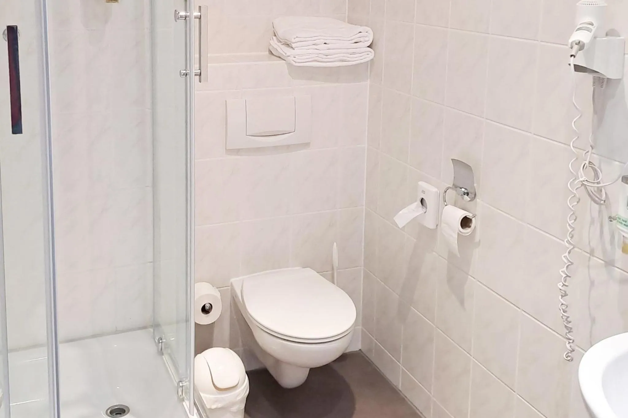 Photo of the whole room in Novum Hotel City B Berlin Centrum