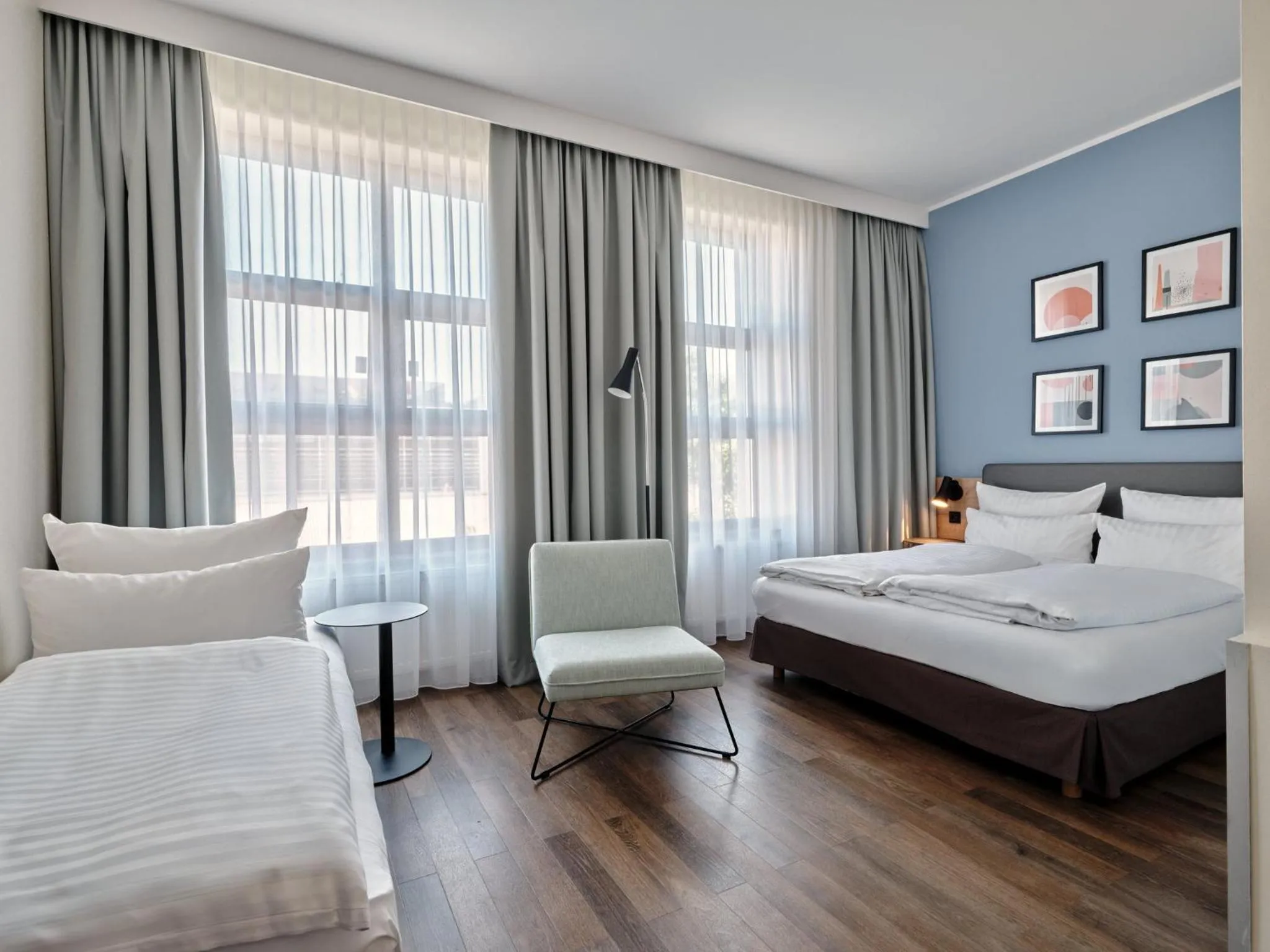 Photo of the whole room, Bed in Garner Hotel Berlin - Schöneberg by IHG