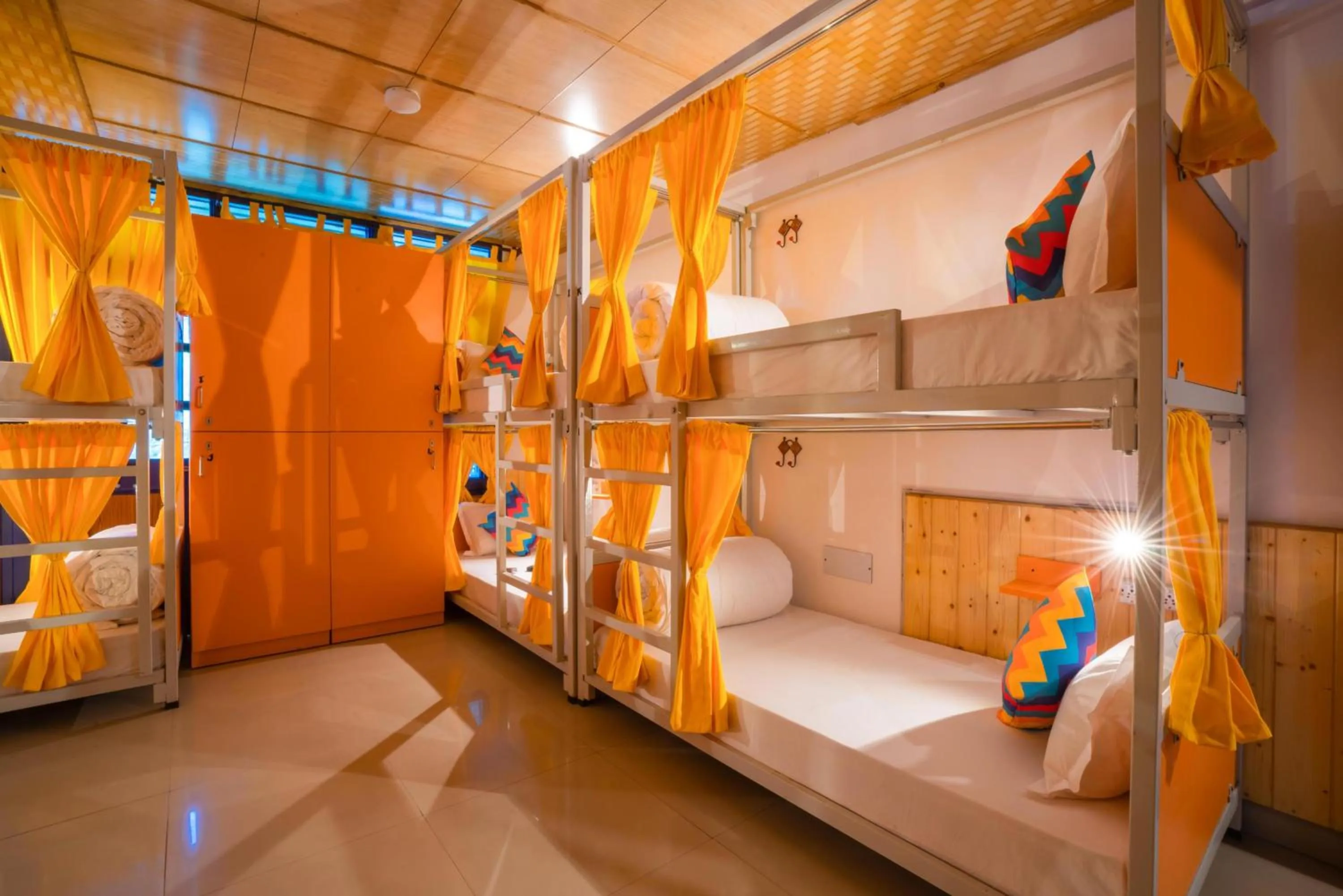 Bed in goSTOPS Amritsar, Chatiwind Gate