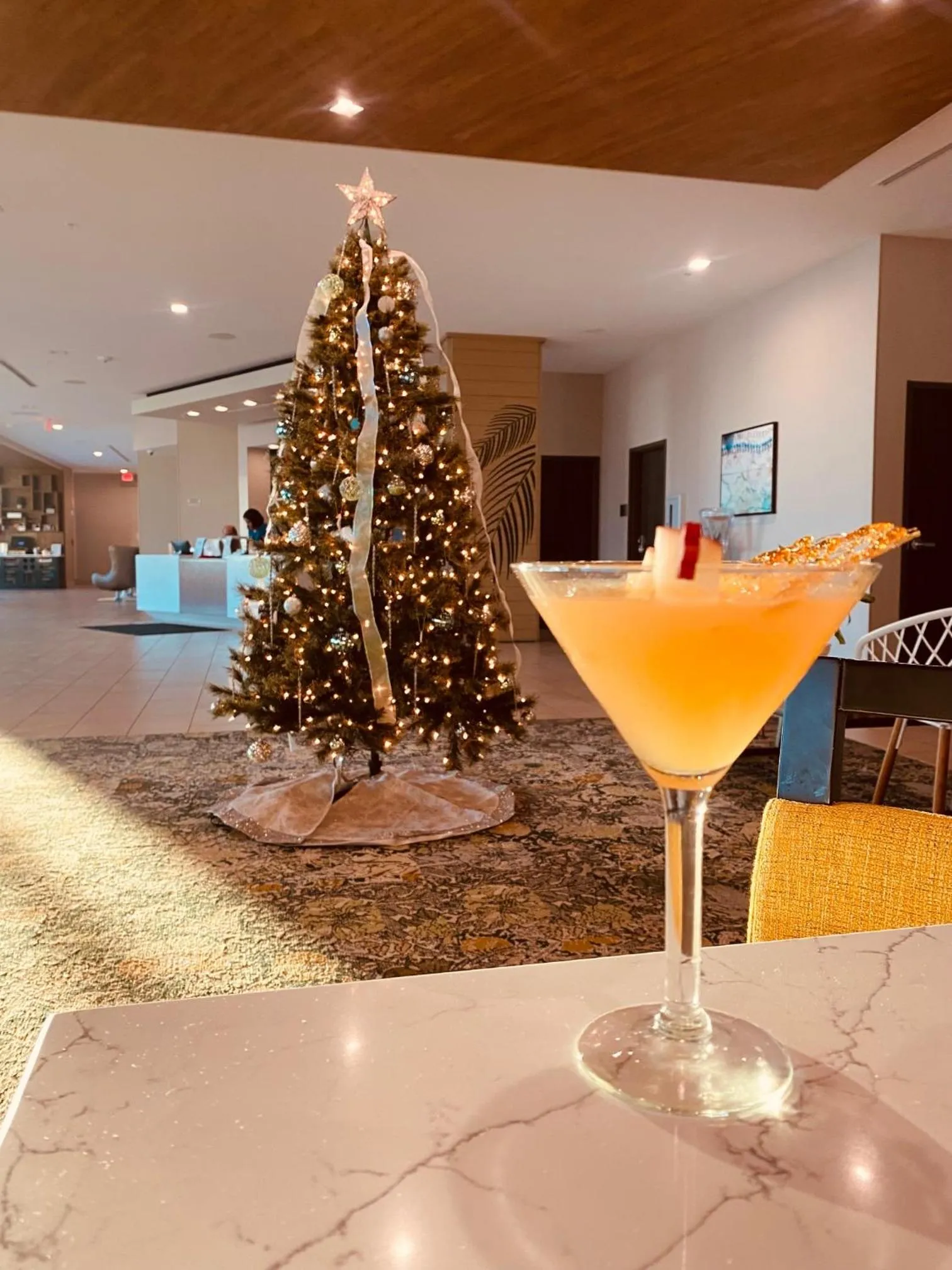 Food and drinks in Cambria Hotel St Petersburg-Madeira Beach Marina