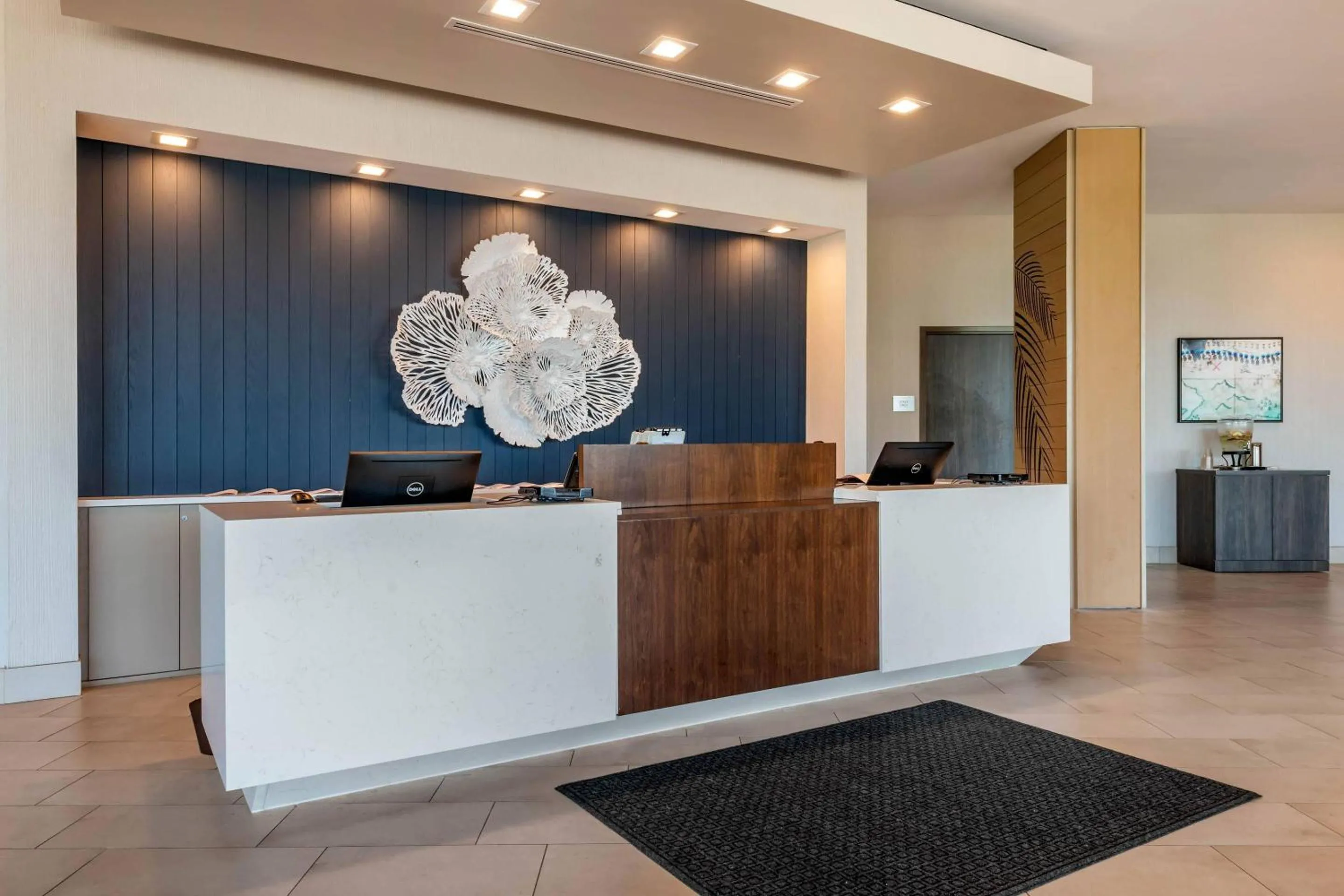 Lobby or reception in Cambria Hotel St Petersburg-Madeira Beach Marina