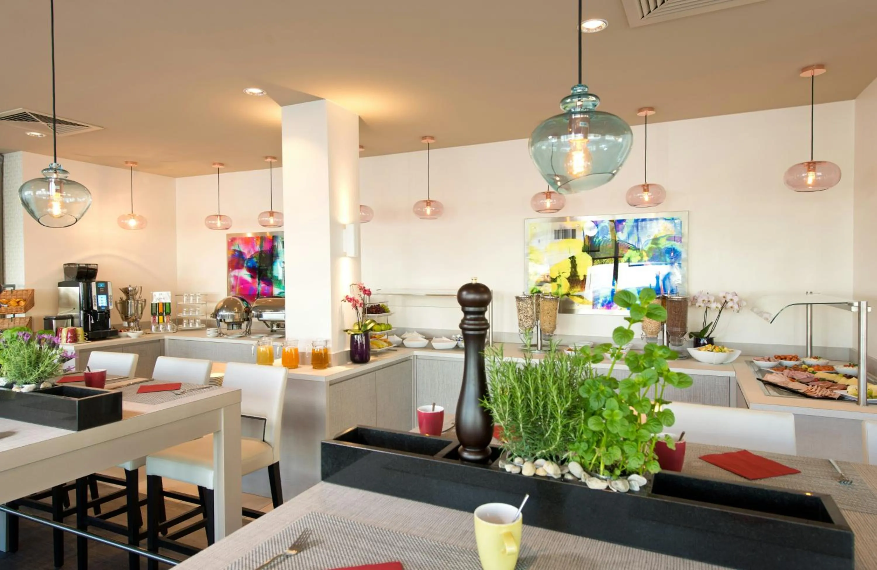 Buffet breakfast in Leonardo Hotel Munich City Olympiapark