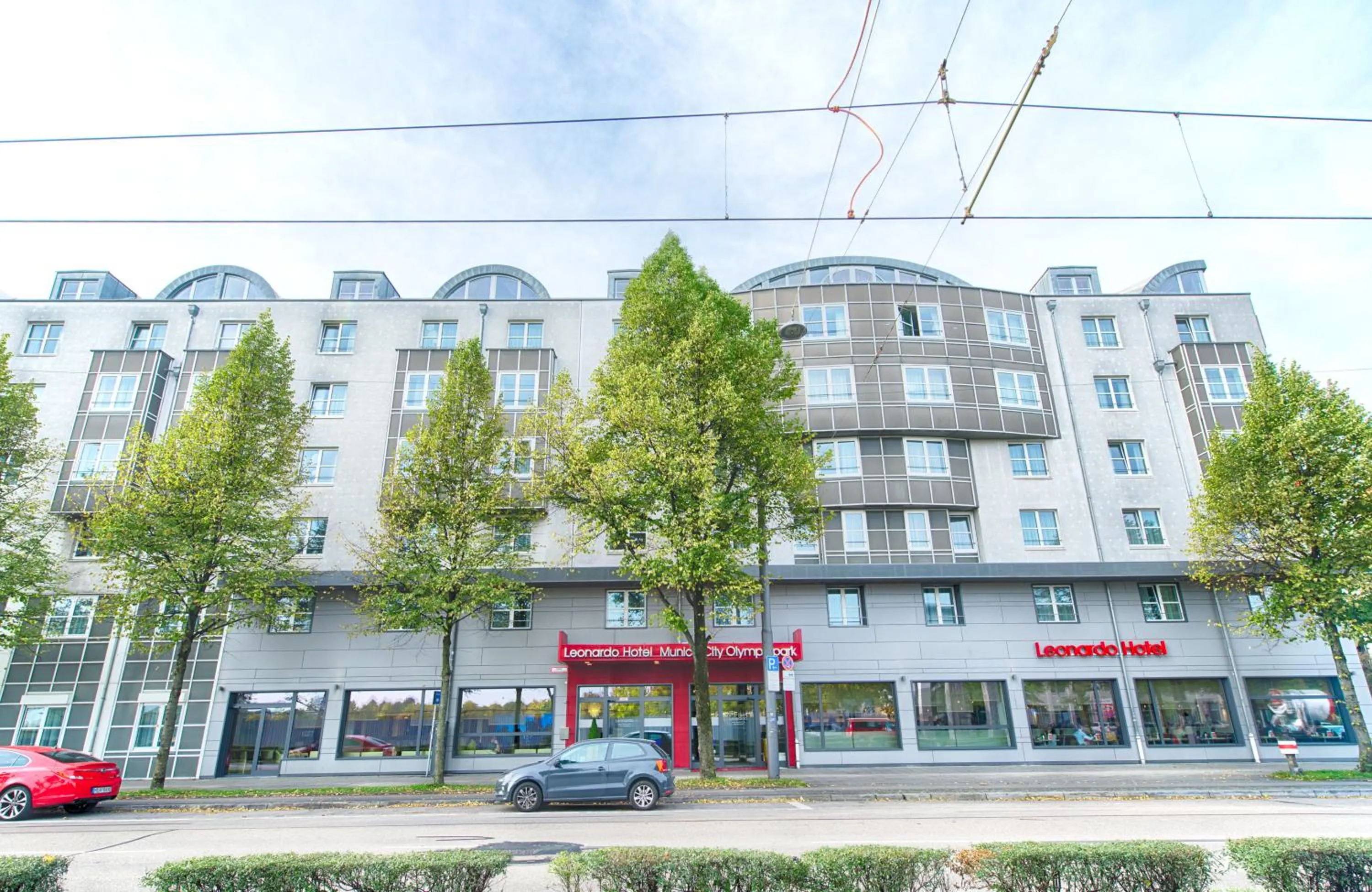 Property building in Leonardo Hotel Munich City Olympiapark