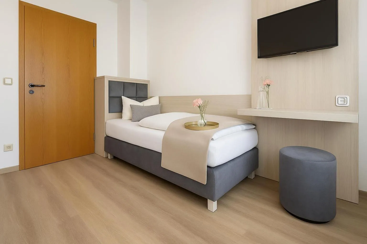 Bed in Hotel Daucher