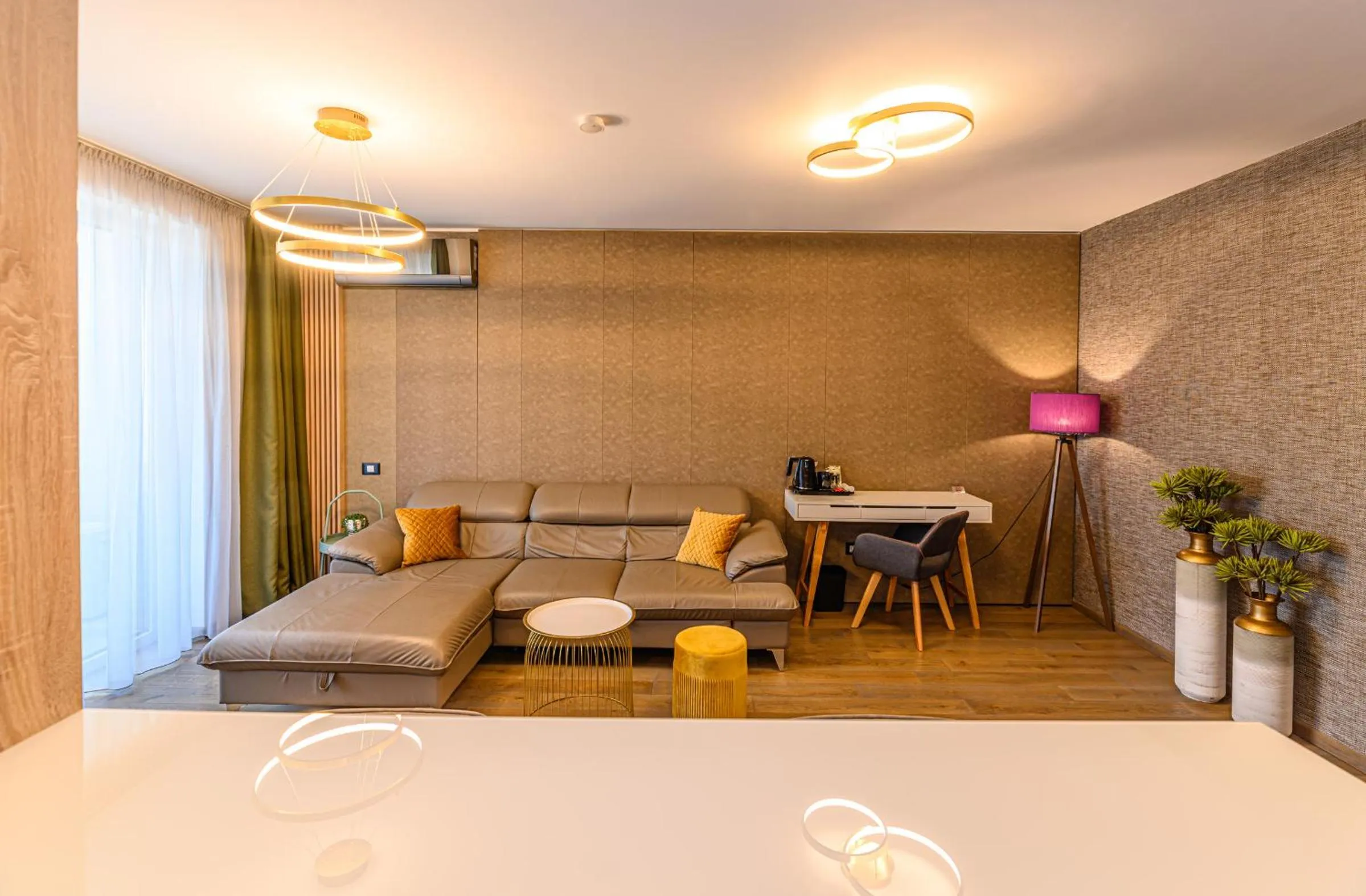 Living room, Bed in Promenada Studios