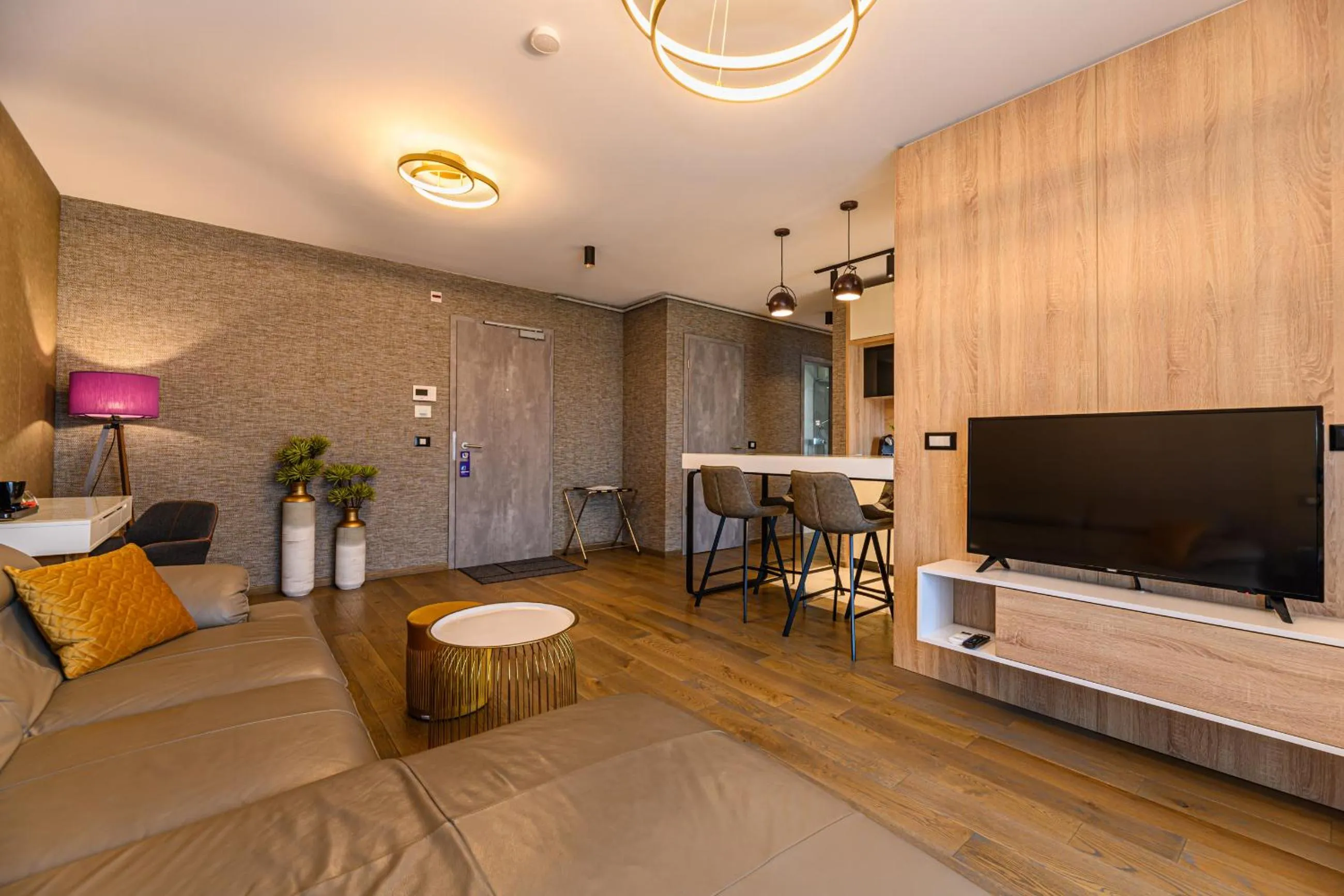 Living room in Promenada Studios