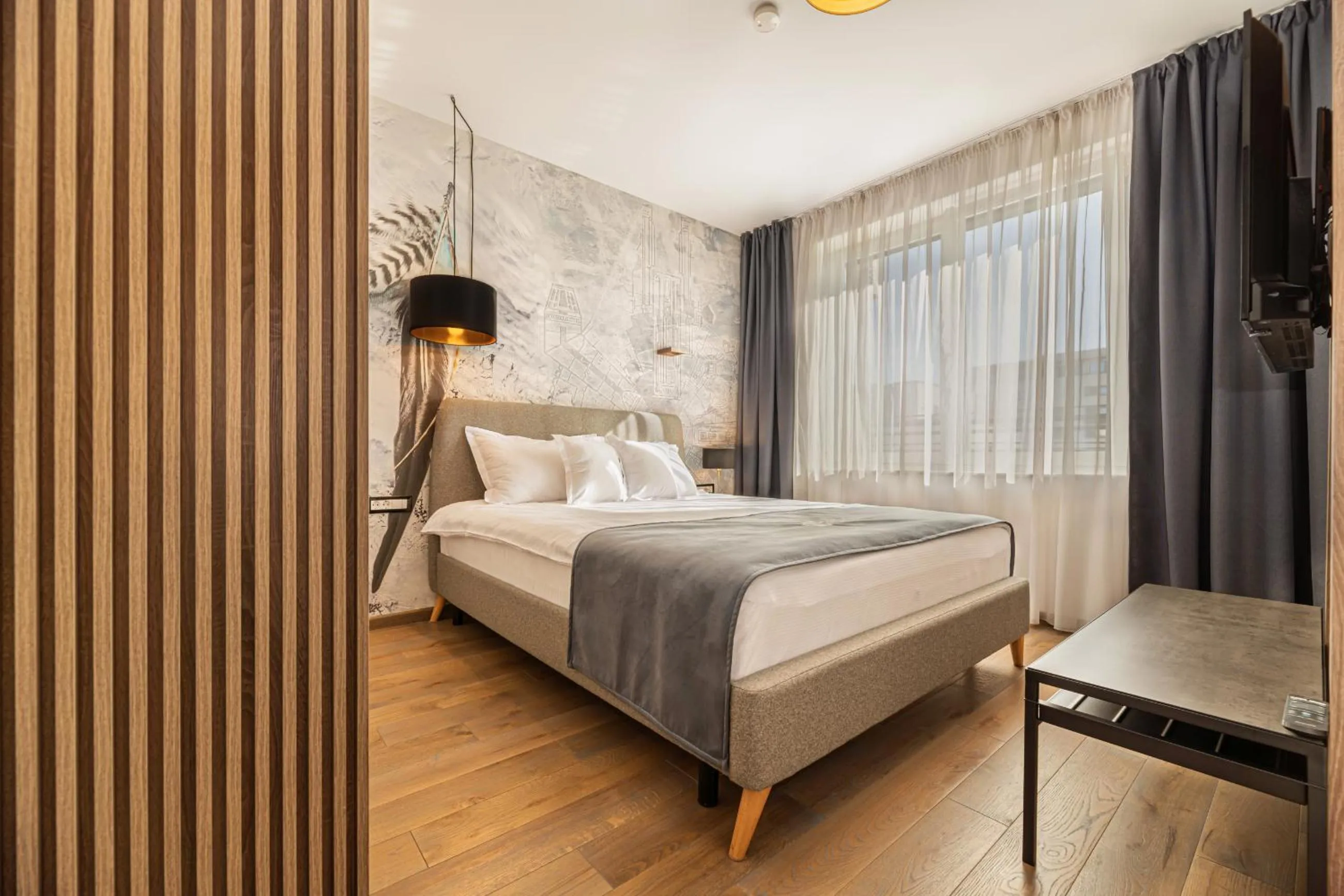 Bed in Promenada Studios