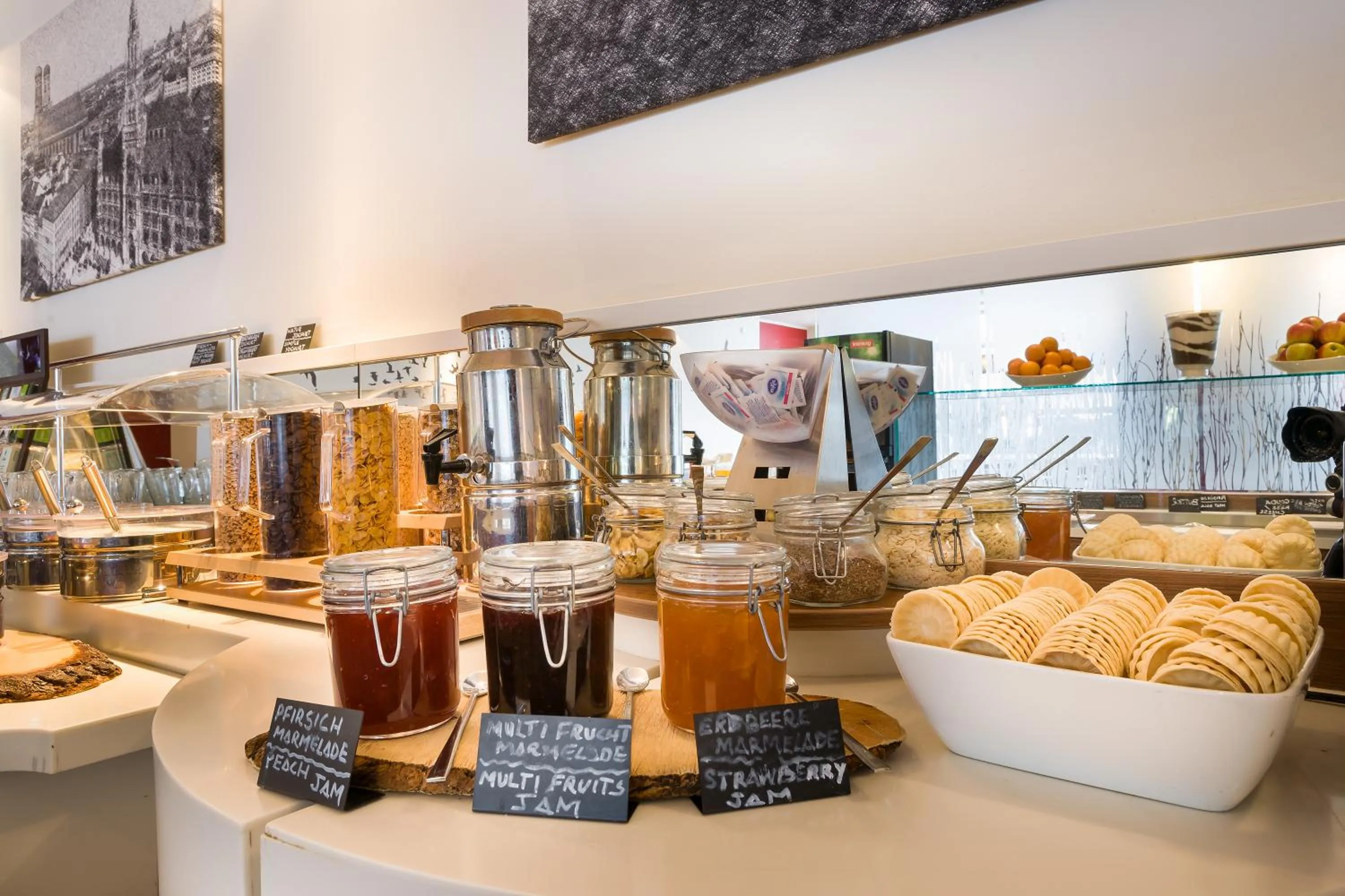 Breakfast in Sure Hotel by Best Western Muenchen Hauptbahnhof