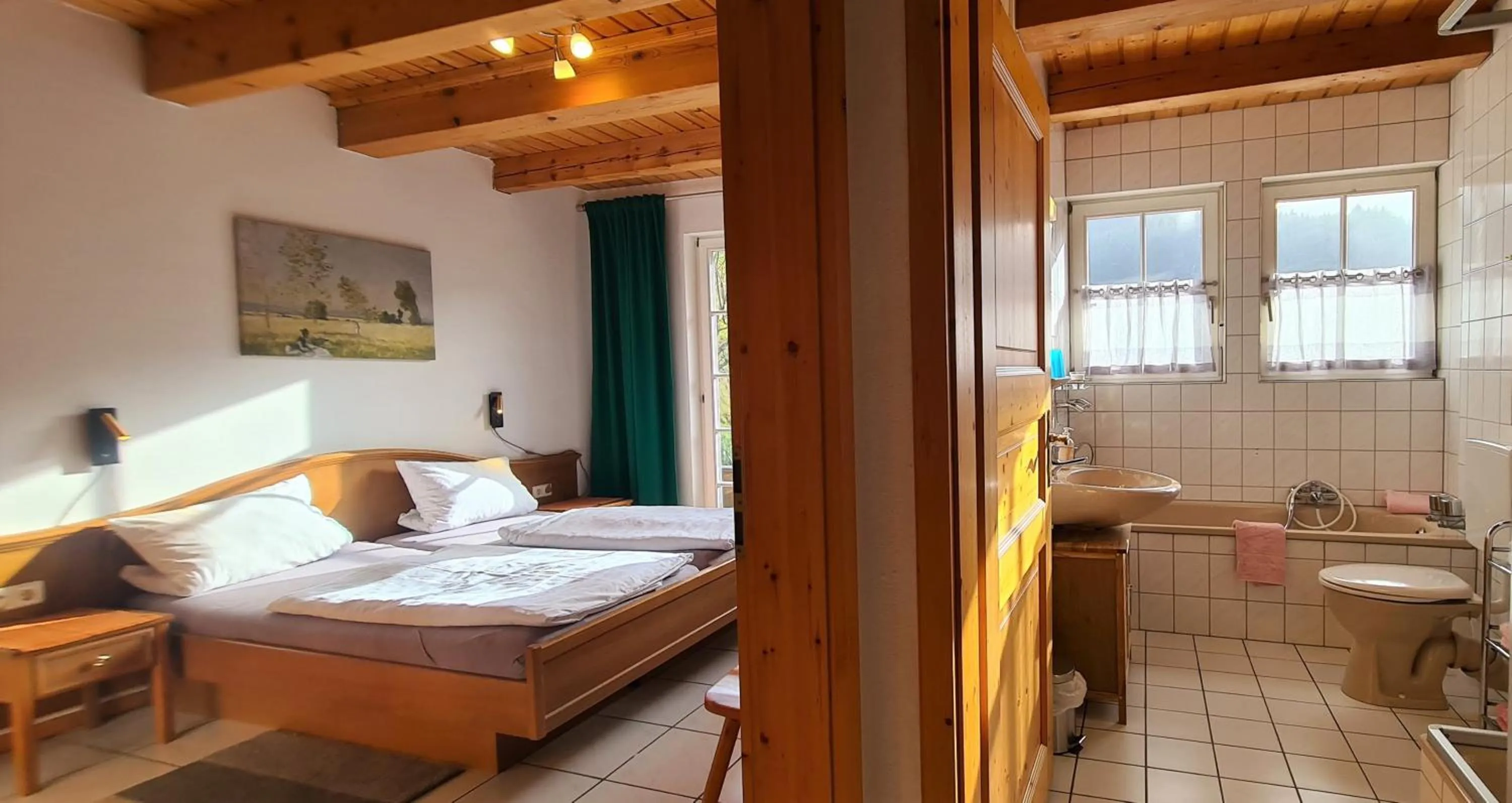 Photo of the whole room, Bed in Ehrenmättlehof Faißt