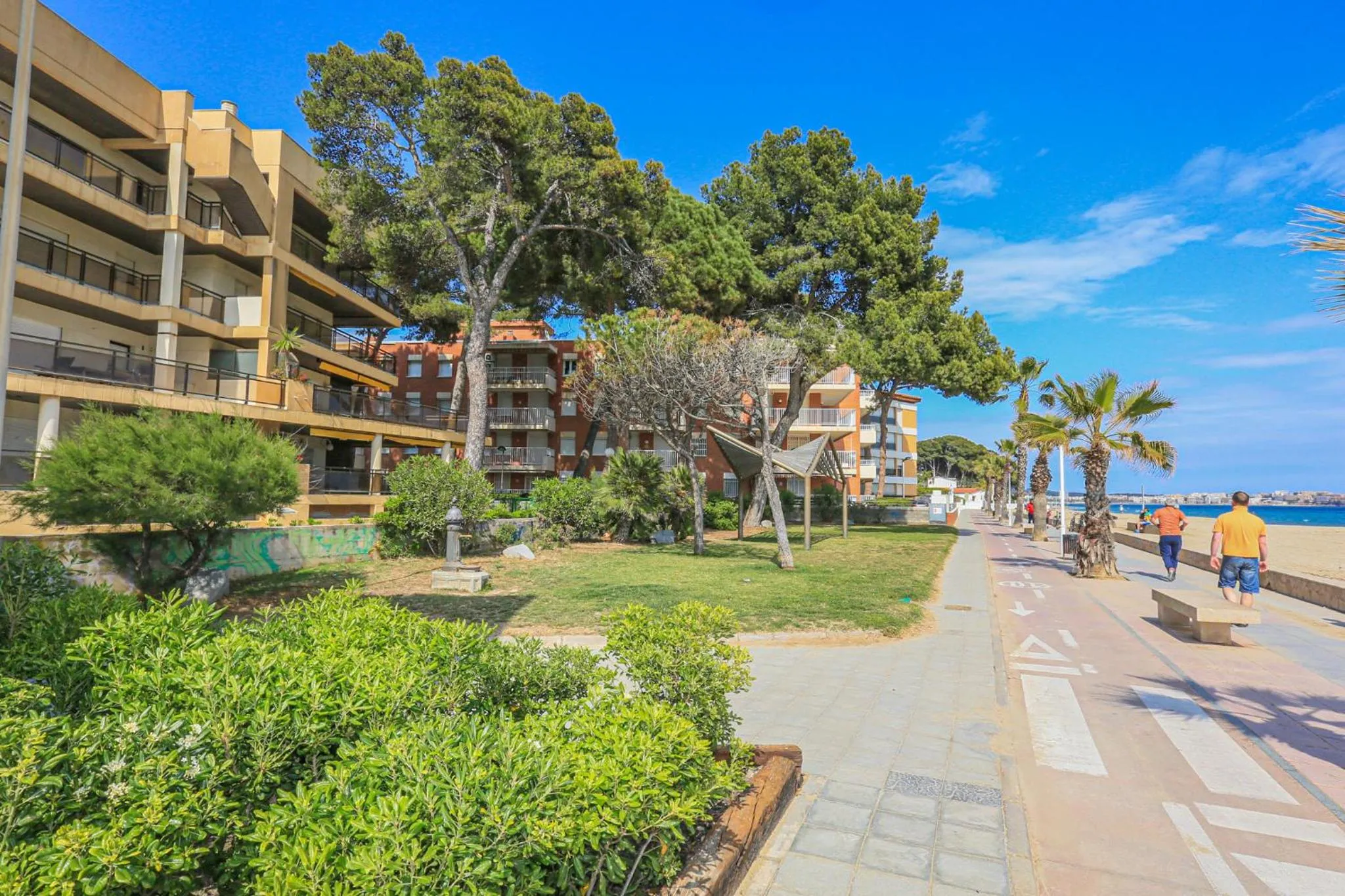 LITORAL COSTA DORADA - TXINGUDI Only families