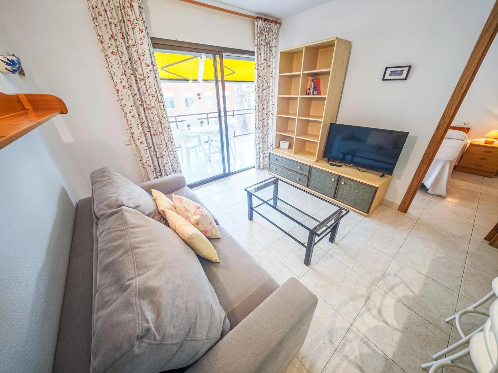 Bed in LITORAL COSTA DORADA - TXINGUDI Only families