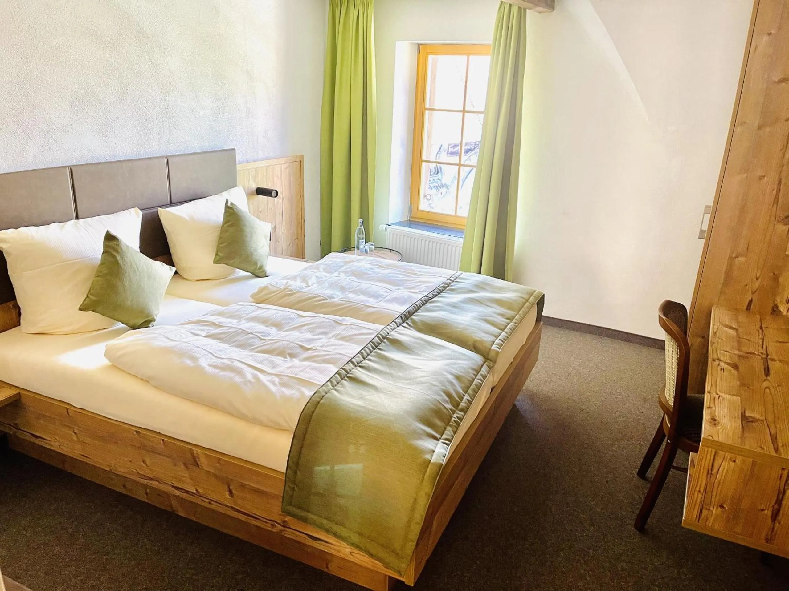 Bedroom, Bed in Hotel Weingut Dehren