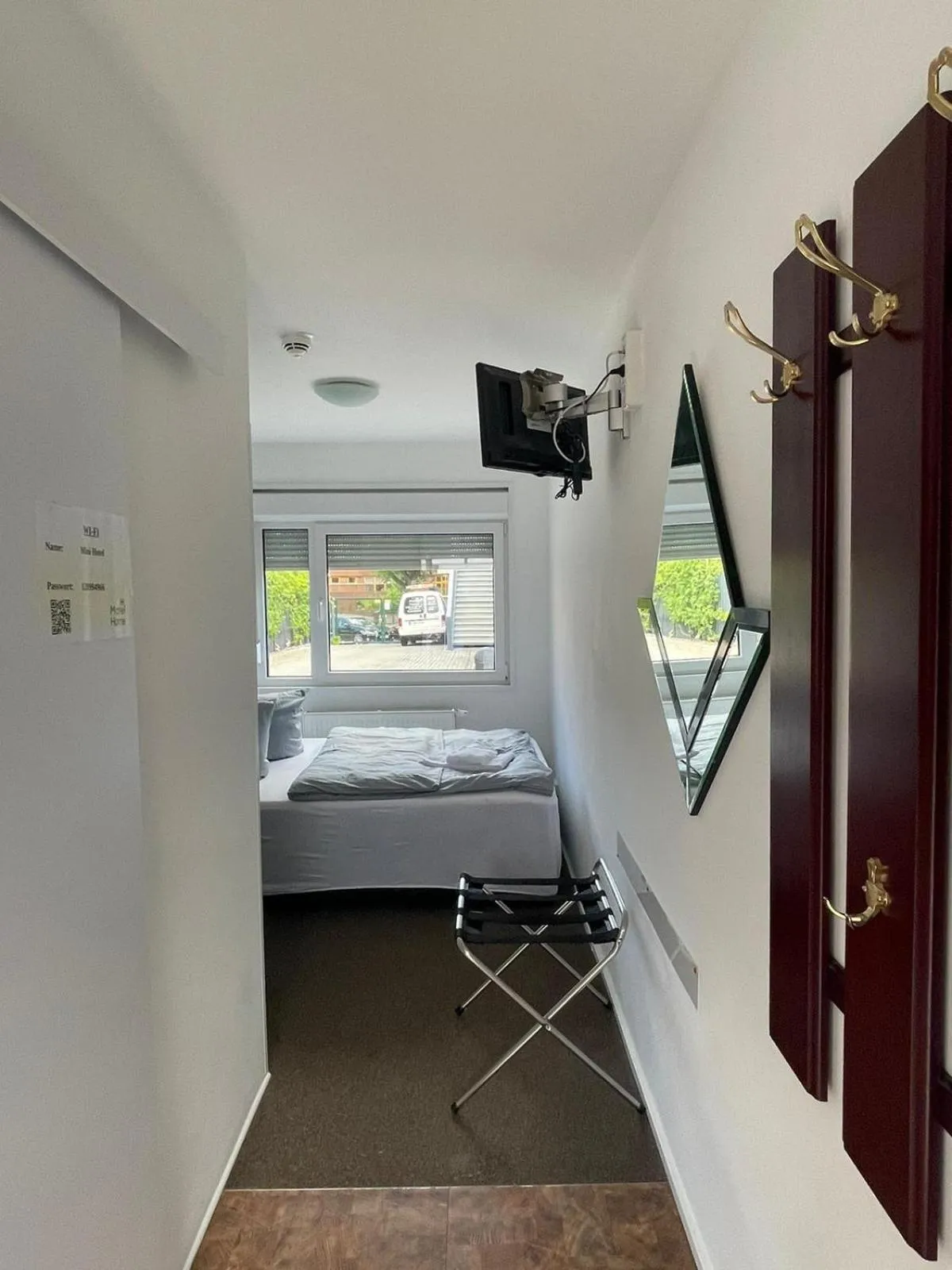 Photo of the whole room, Bed in Motel Home Berlin