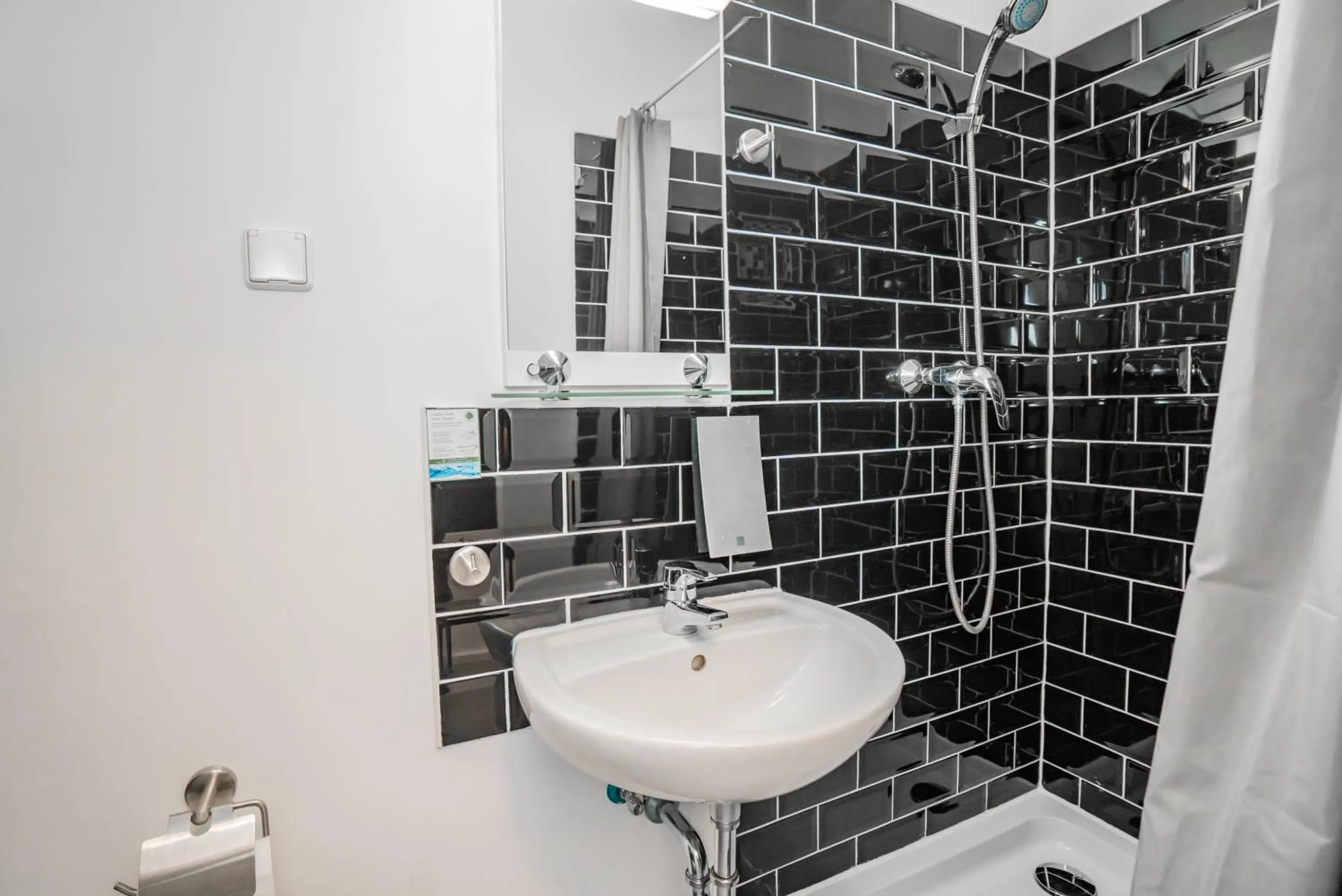 Bathroom in Motel Home Berlin