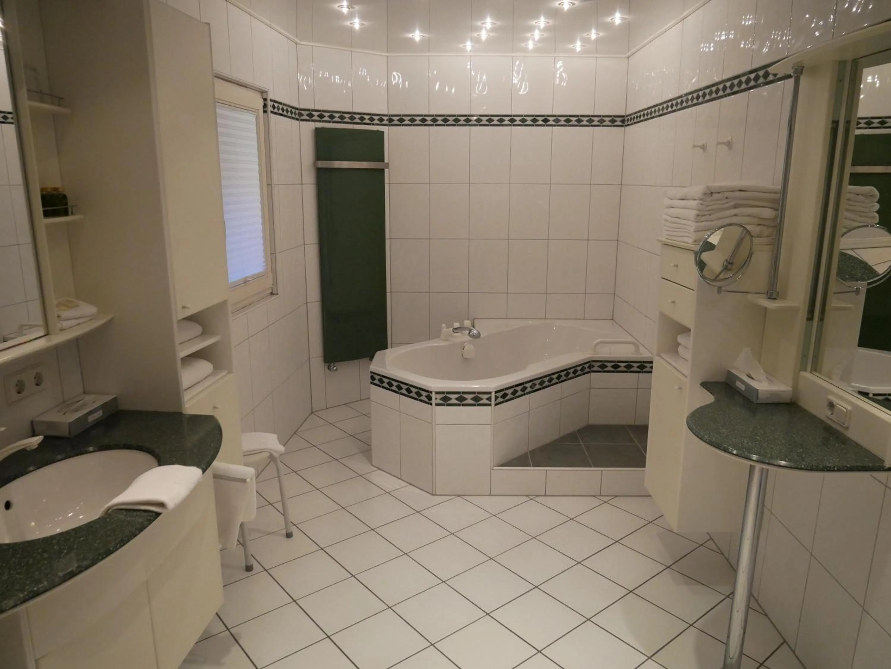 Bathroom in Hotel BurgGartenpalais